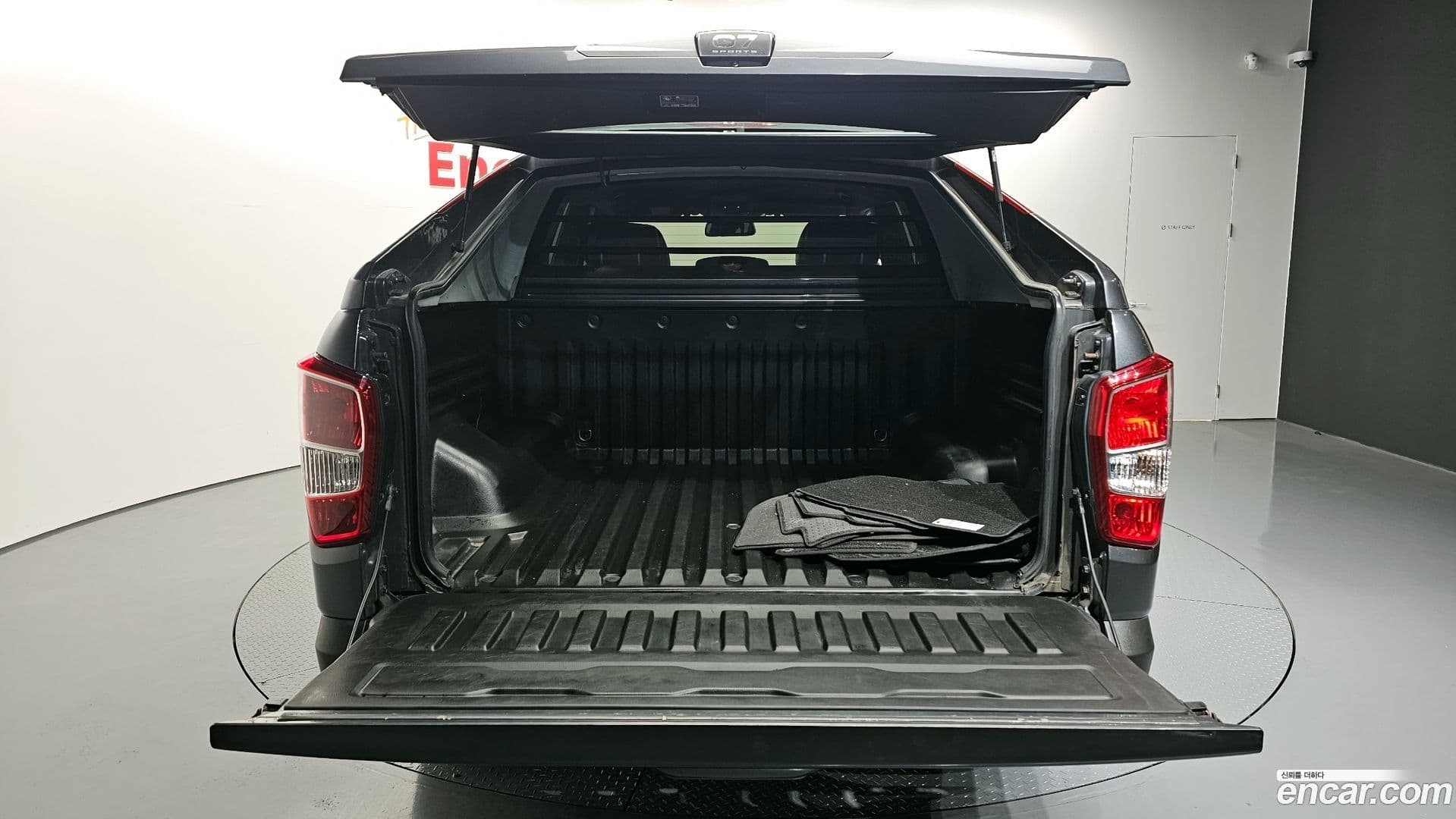 Main__Slider__Photo:Rexton KG_Mobility_Ssangyong 2018.7-19