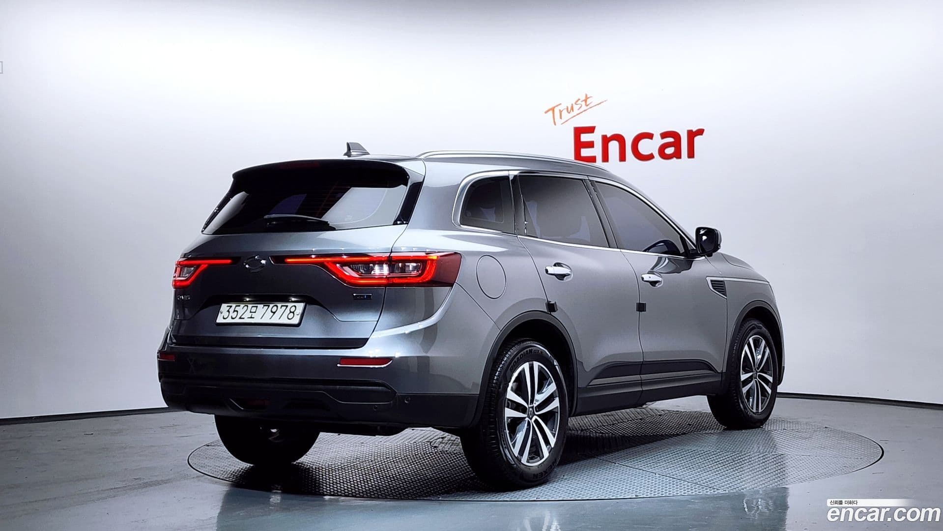 Main__Slider__Photo:QM6 Renault-KoreaSamsung 2019.5-1