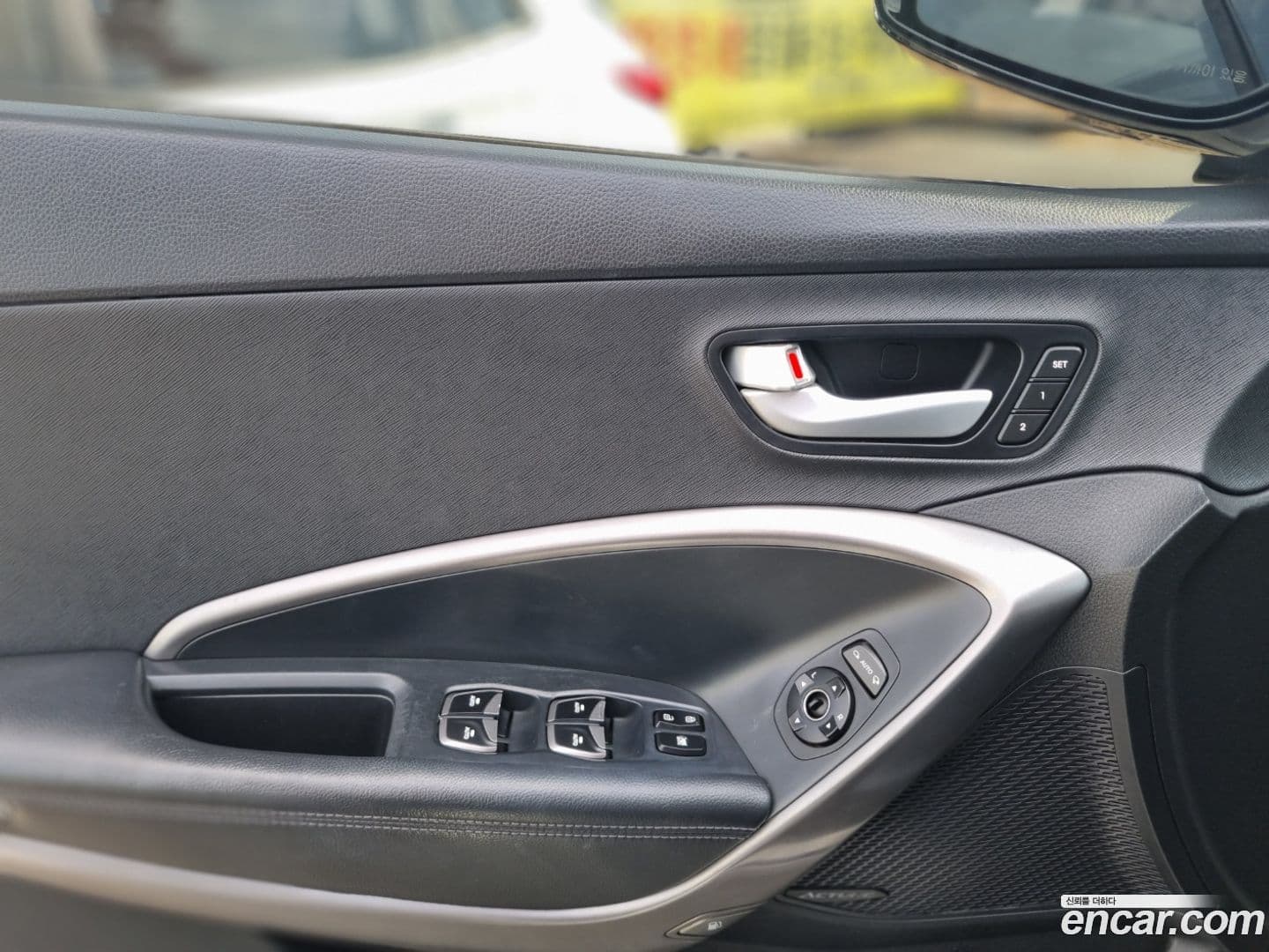 Main__Slider__Photo:Santafe Hyundai 2015.0-15