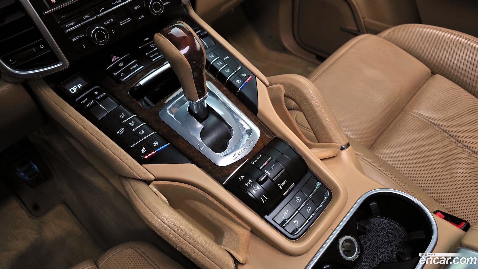 Main__Slider__Photo:Cayenne Porsche 2011.10-8