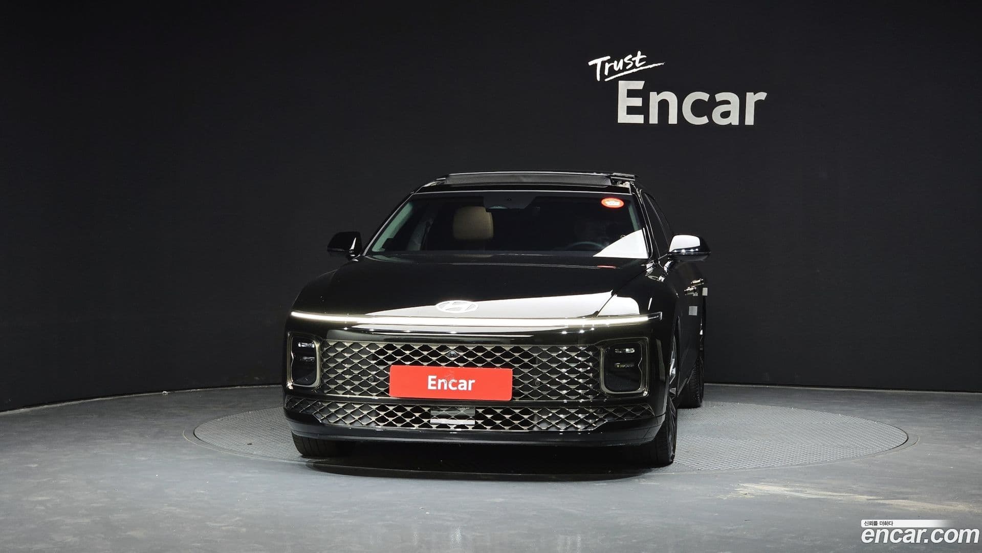 Main__Slider__Photo:Grandeur Hyundai 2023.0-2