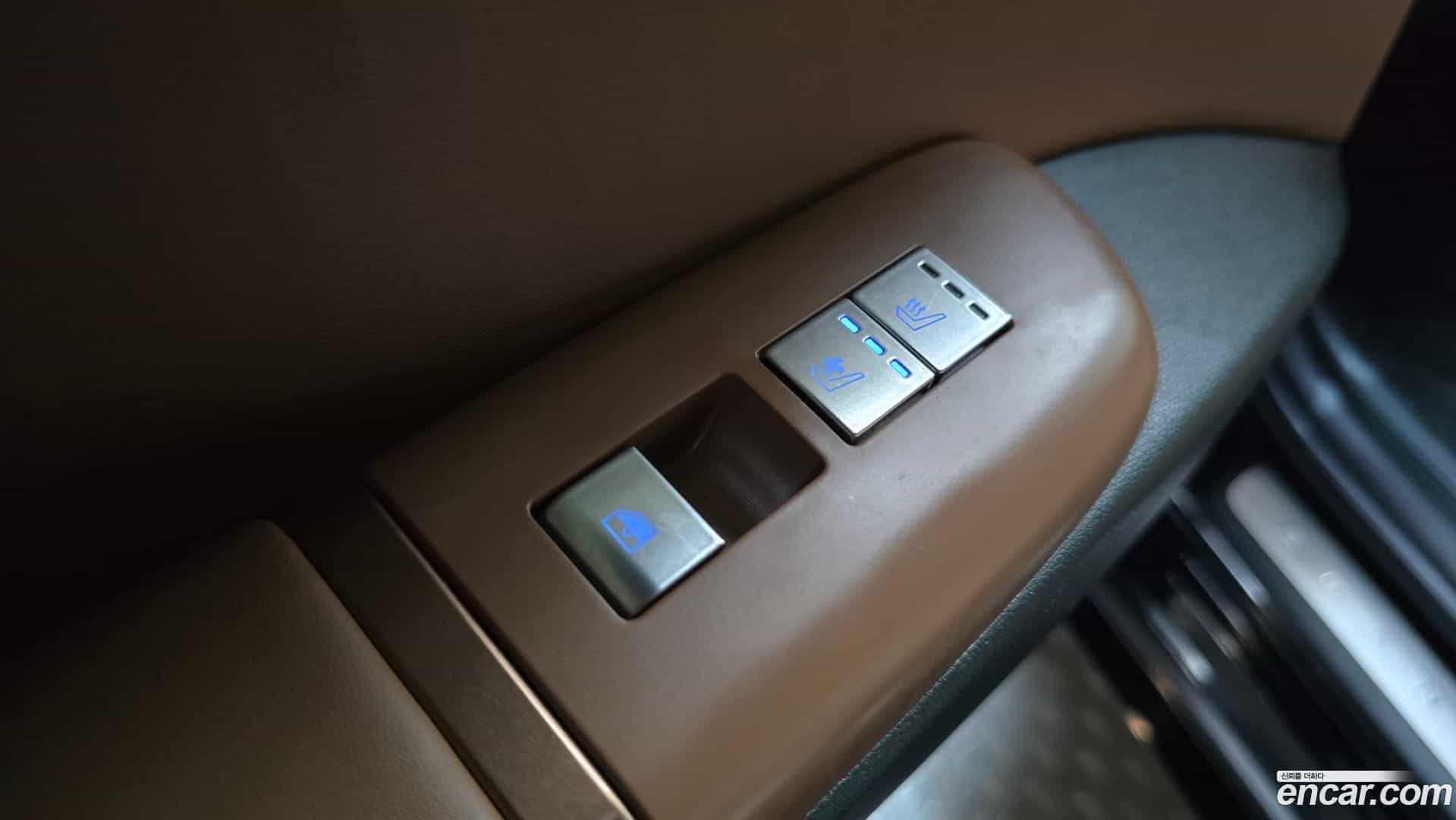 Grandeur Hyundai 2023.0-OPTION-021