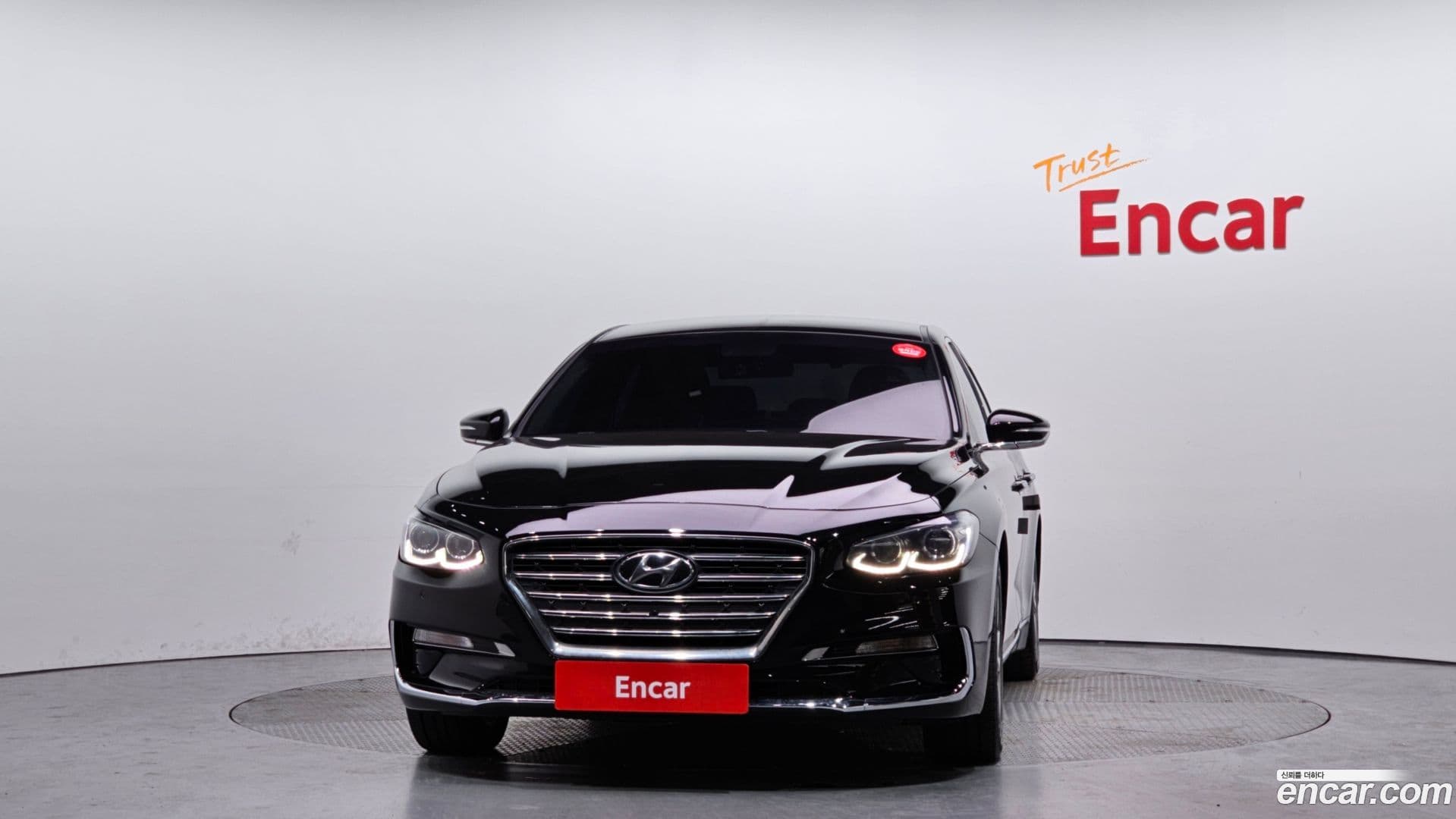 Main__Slider__Photo:Grandeur Hyundai 2018.8-2