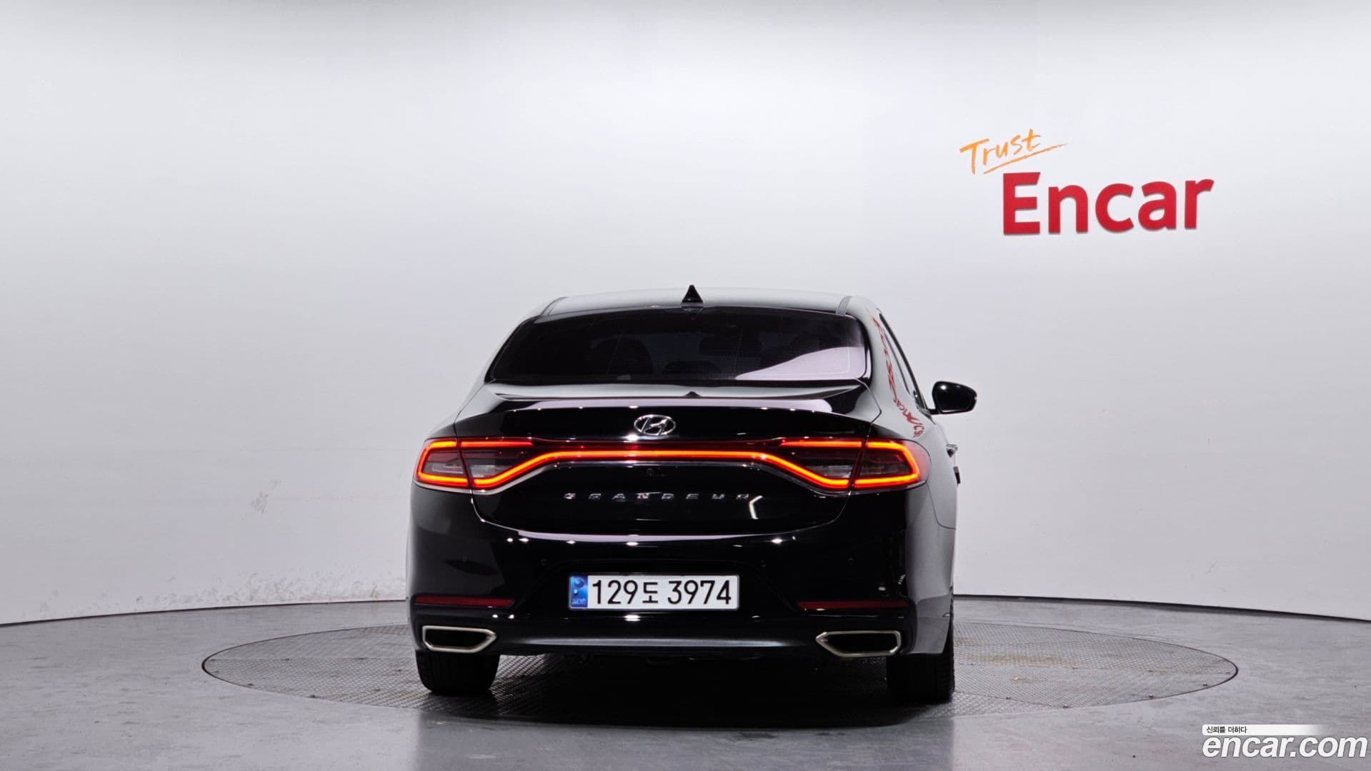 Main__Slider__Photo:Grandeur Hyundai 2018.8-3