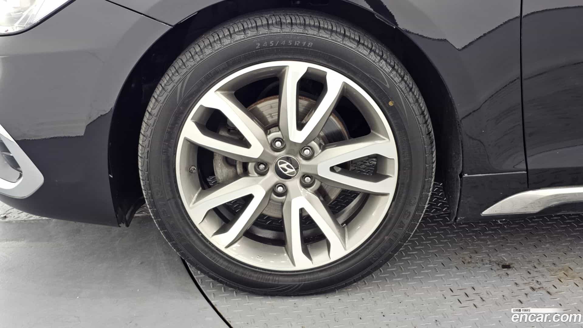 Grandeur Hyundai 2018.8-OUTER-005