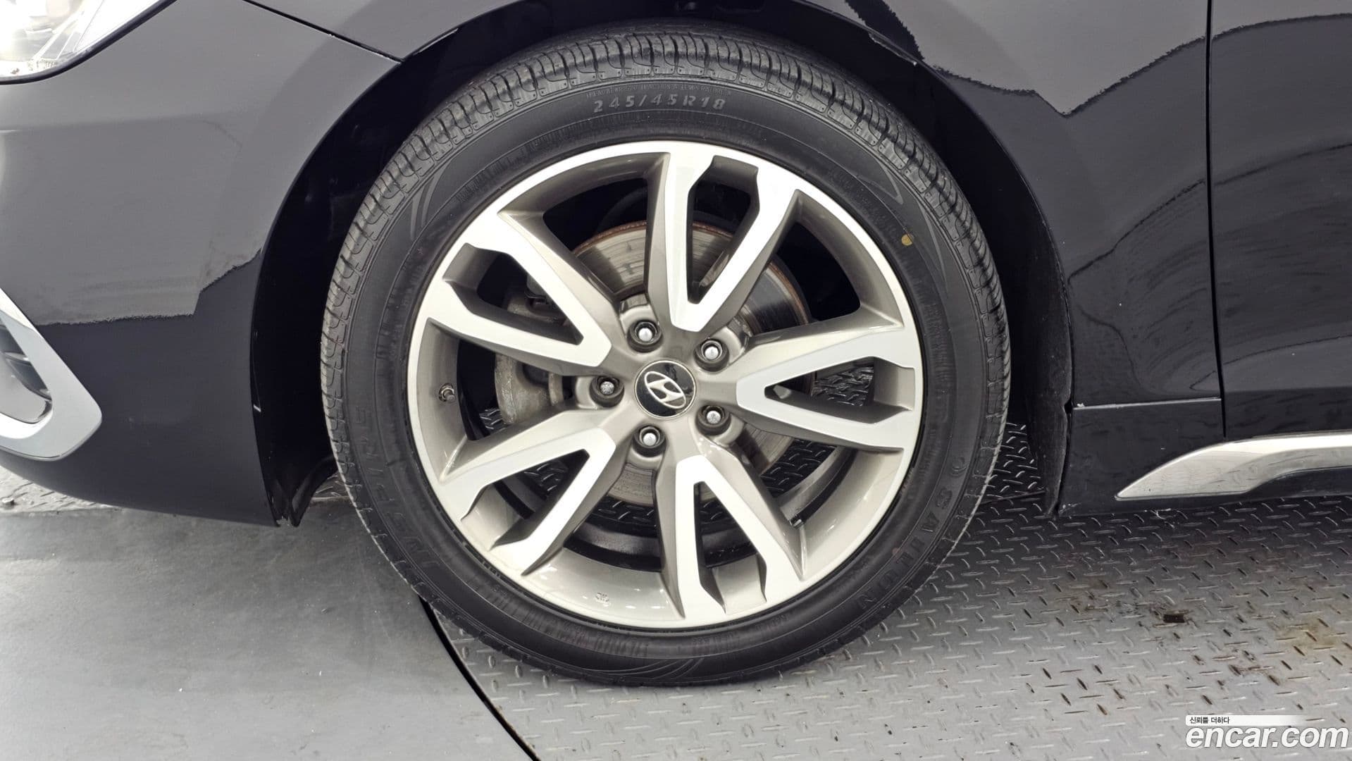 Main__Slider__Photo:Grandeur Hyundai 2018.8-4