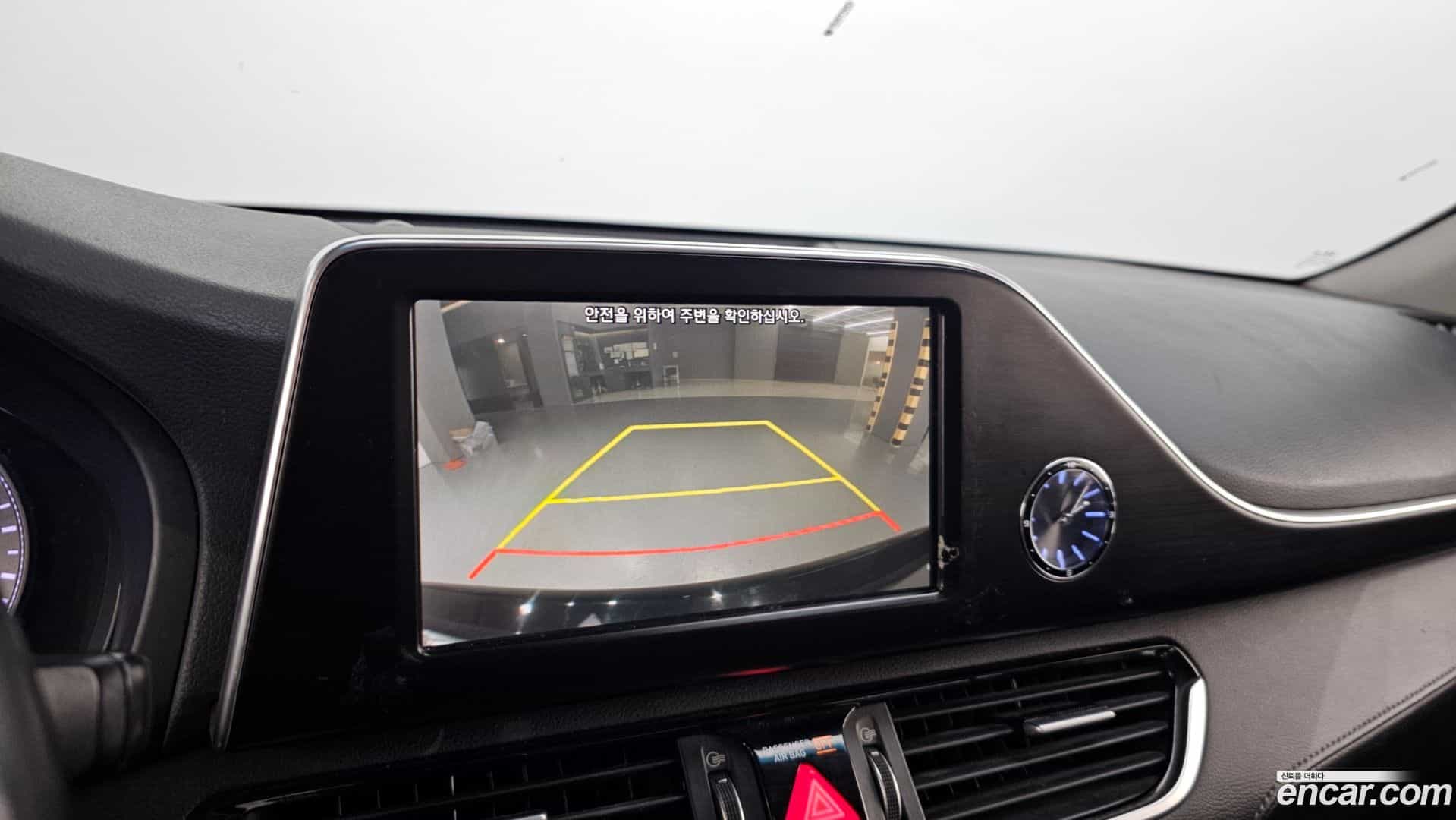 Grandeur Hyundai 2018.8-OPTION-019