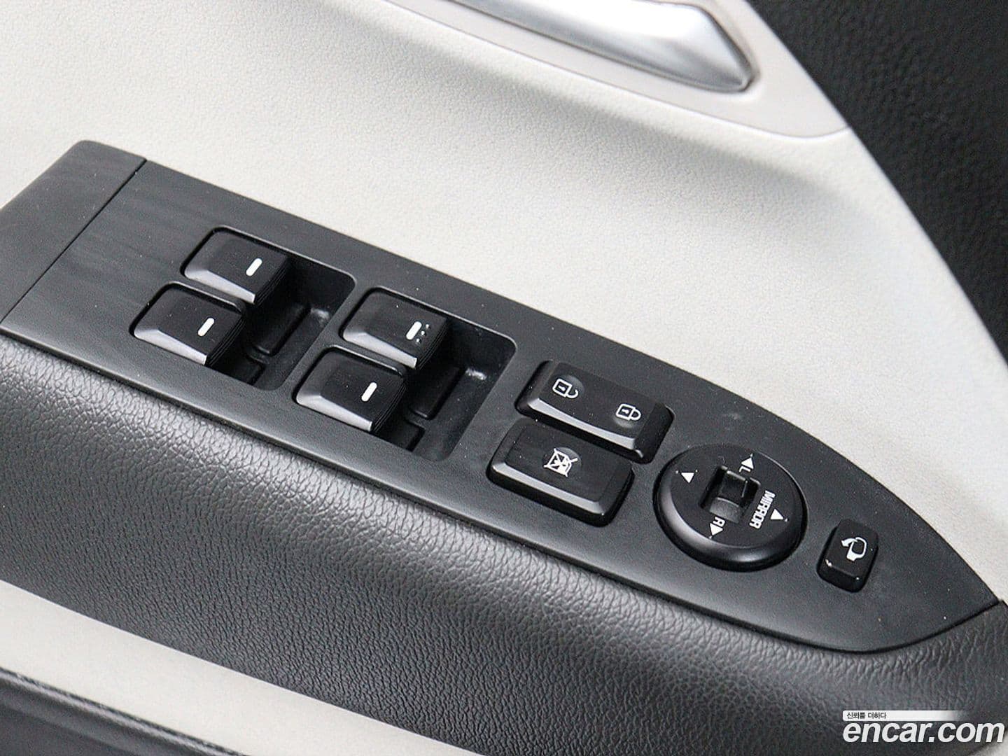 Main__Slider__Photo:RAY Kia 2022.0-11