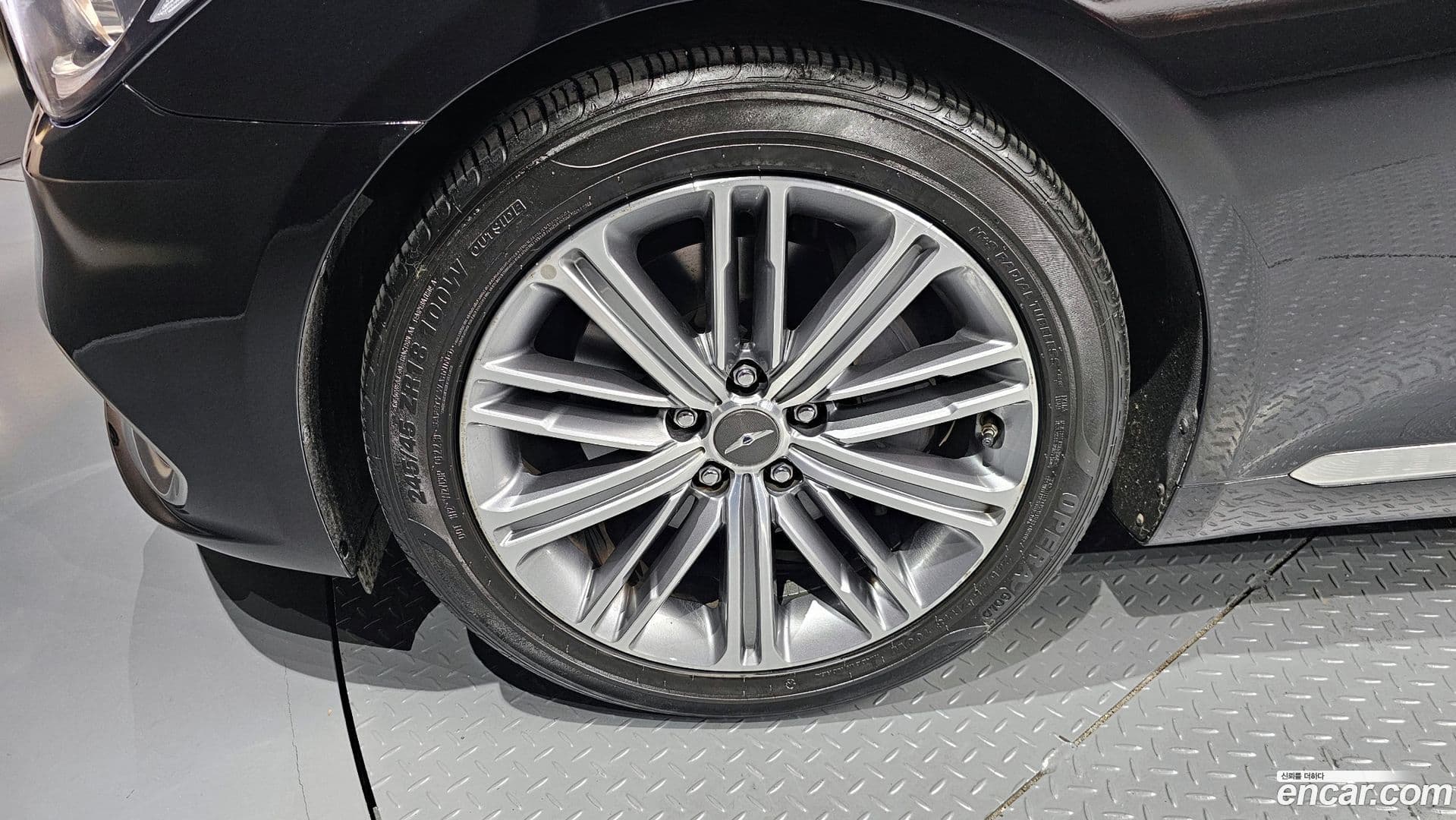 Main__Slider__Photo:G80 Genesis 2016.10-4