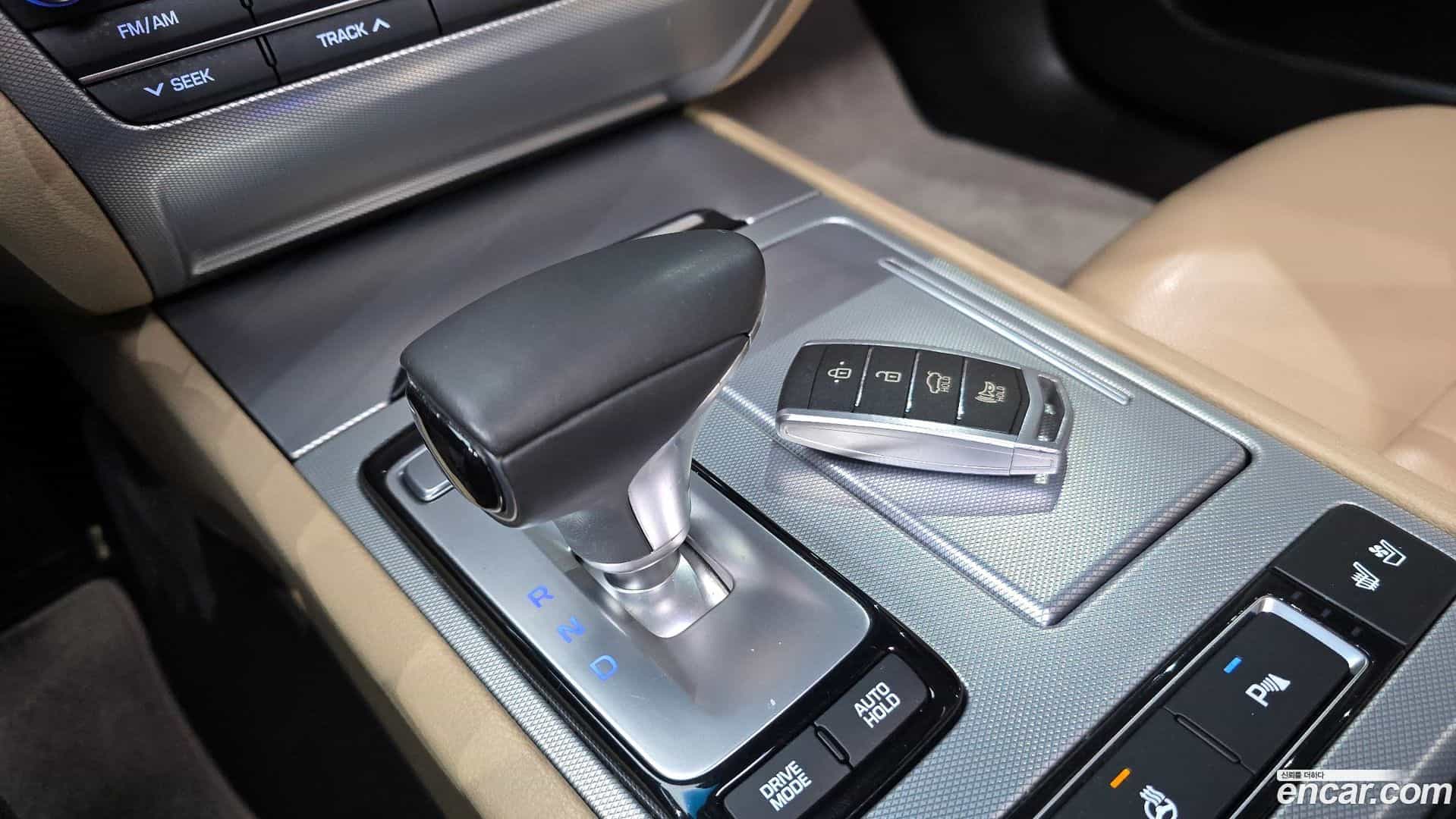 G80 Genesis 2016.10-INNER-009