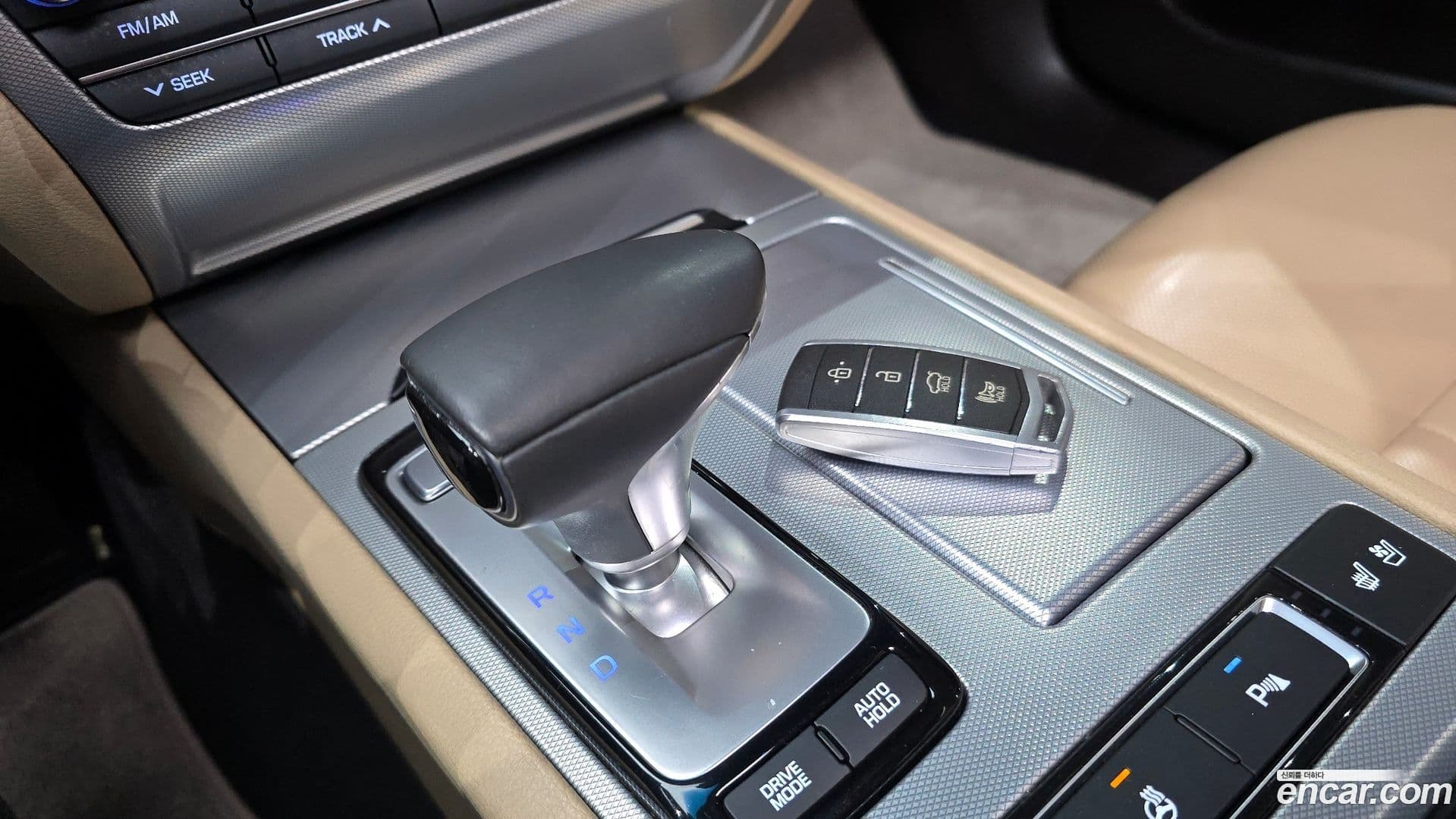 Main__Slider__Photo:G80 Genesis 2016.10-8