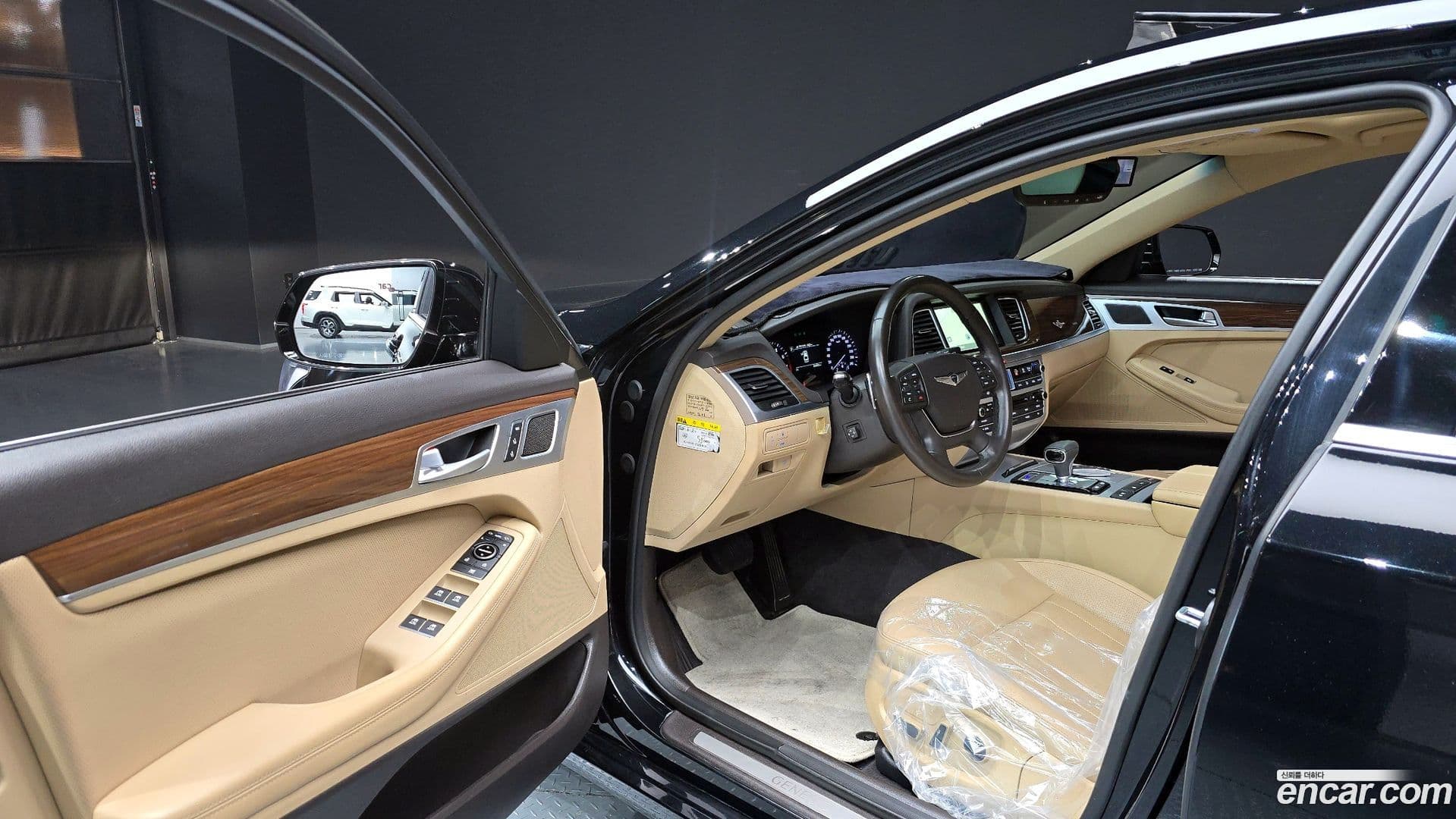 Main__Slider__Photo:G80 Genesis 2016.10-9