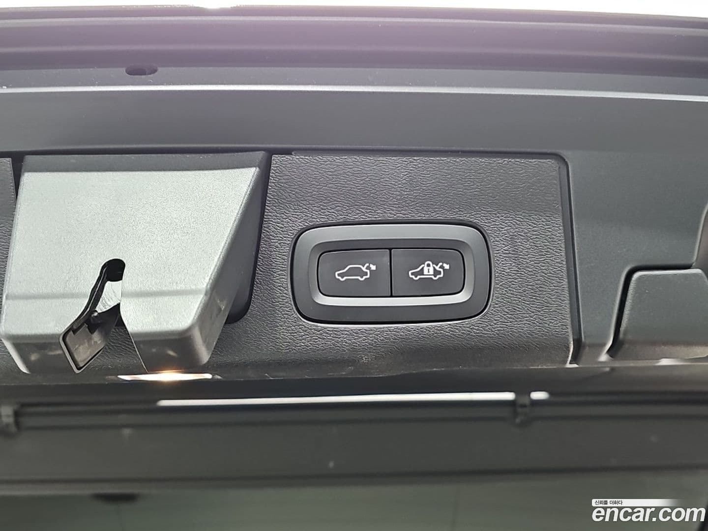 Main__Slider__Photo:XC60 Volvo 2021.1-19