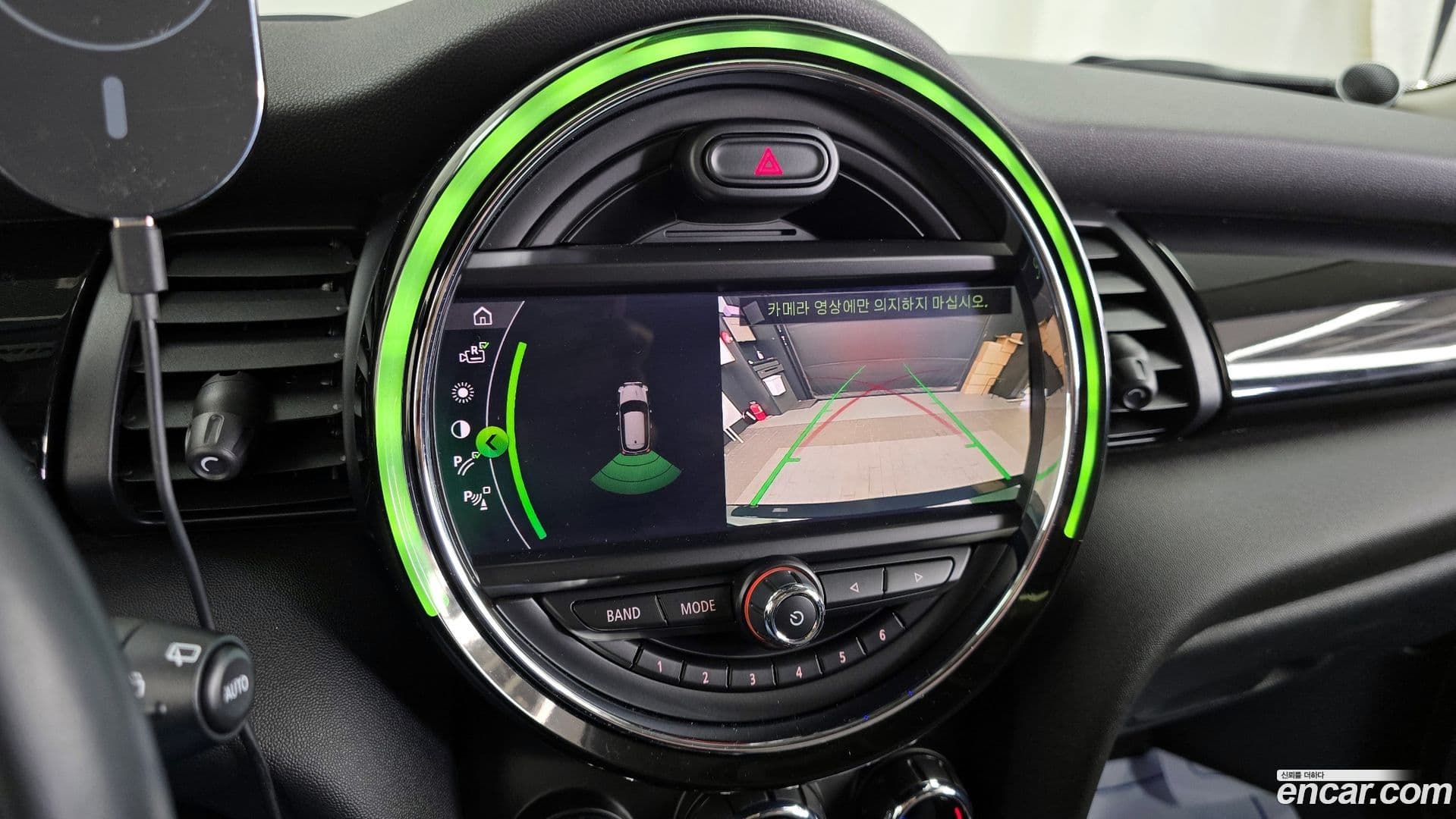 Main__Slider__Photo:Cooper Mini 2019.3-14