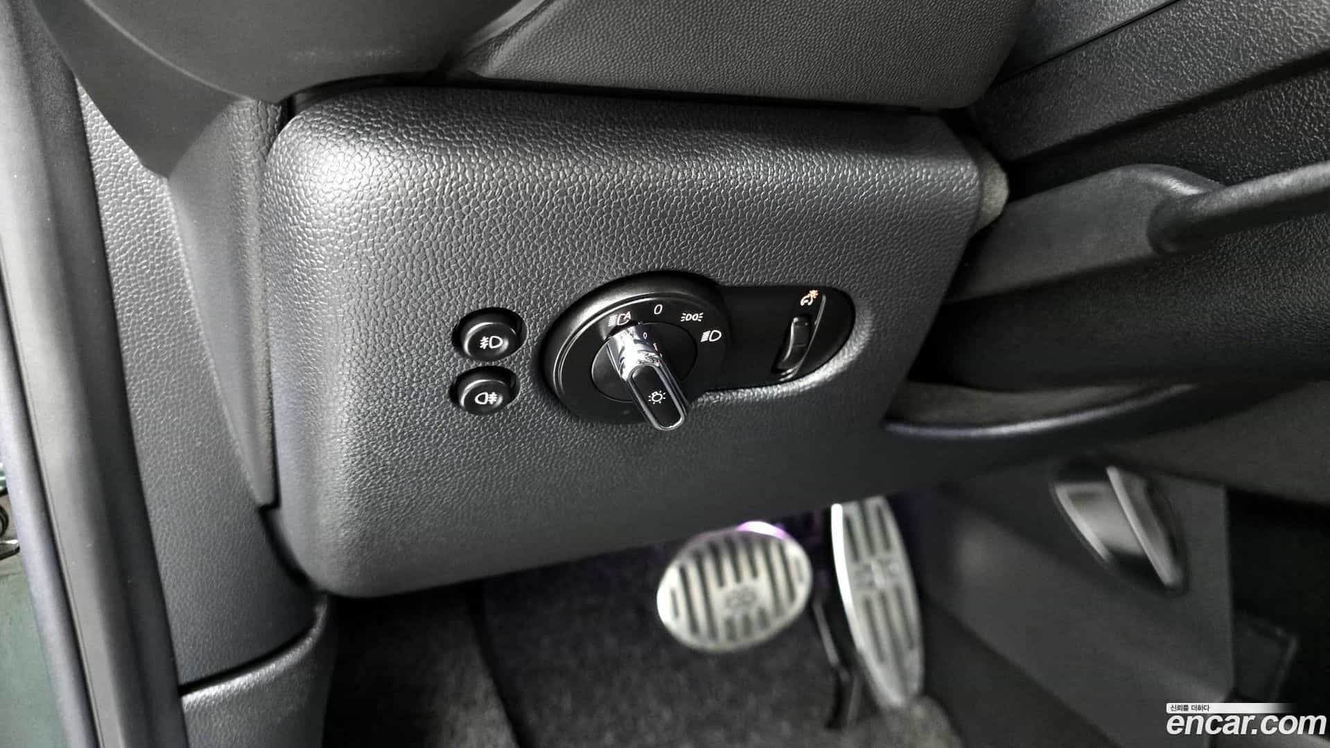 Cooper Mini 2019.3-OPTION-020