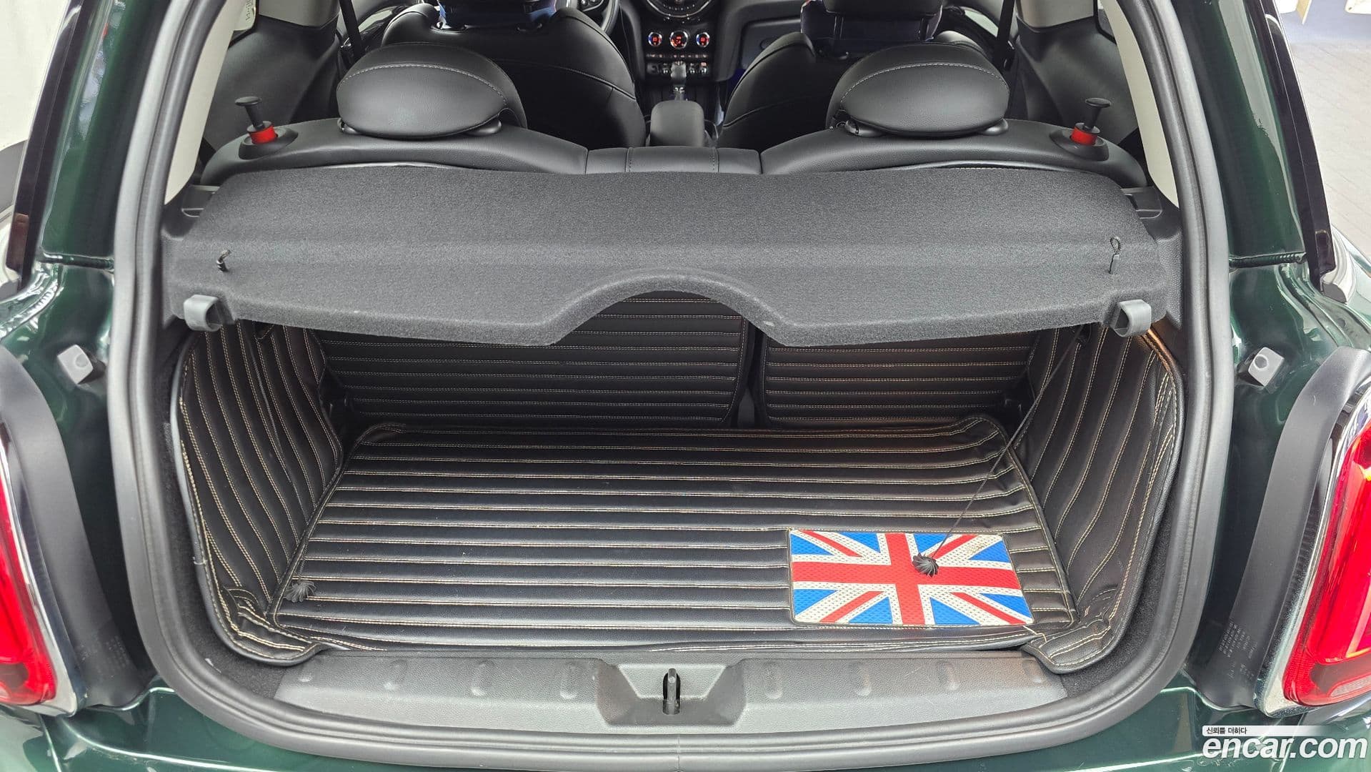 Main__Slider__Photo:Cooper Mini 2019.3-19