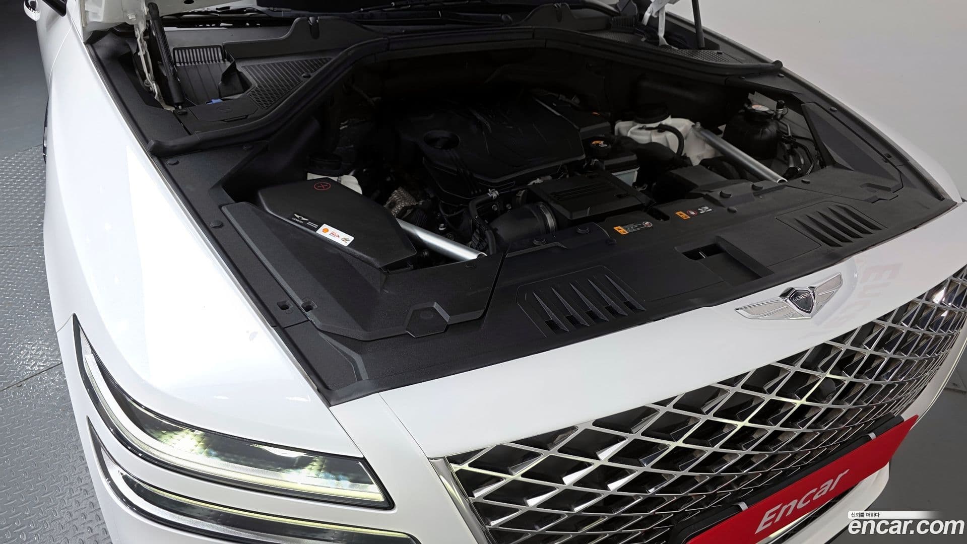 Main__Slider__Photo:GV80 Genesis 2020.6-5