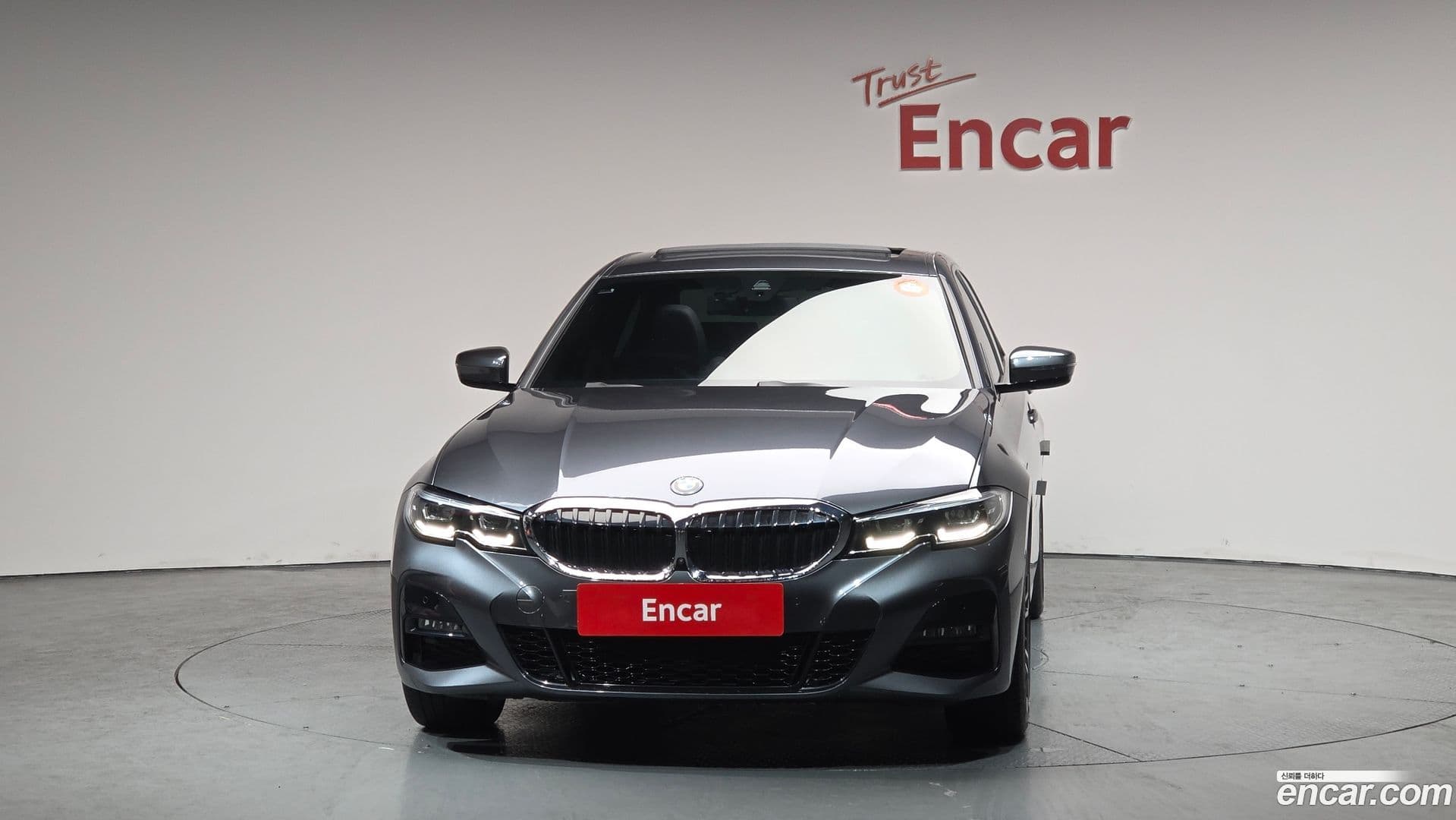 Main__Slider__Photo:3-Series BMW 2021.10-2