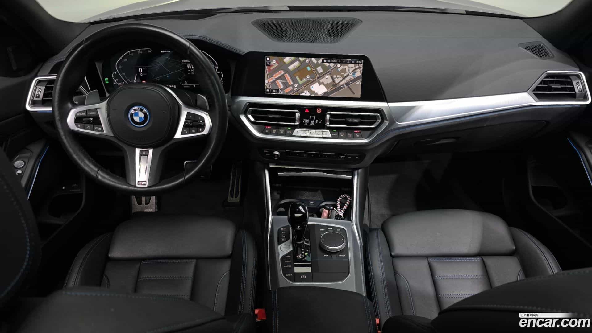 3-Series BMW 2021.10-INNER-007