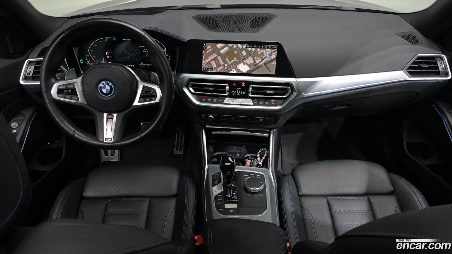 Main__Slider__Photo:3-Series BMW 2021.10-6