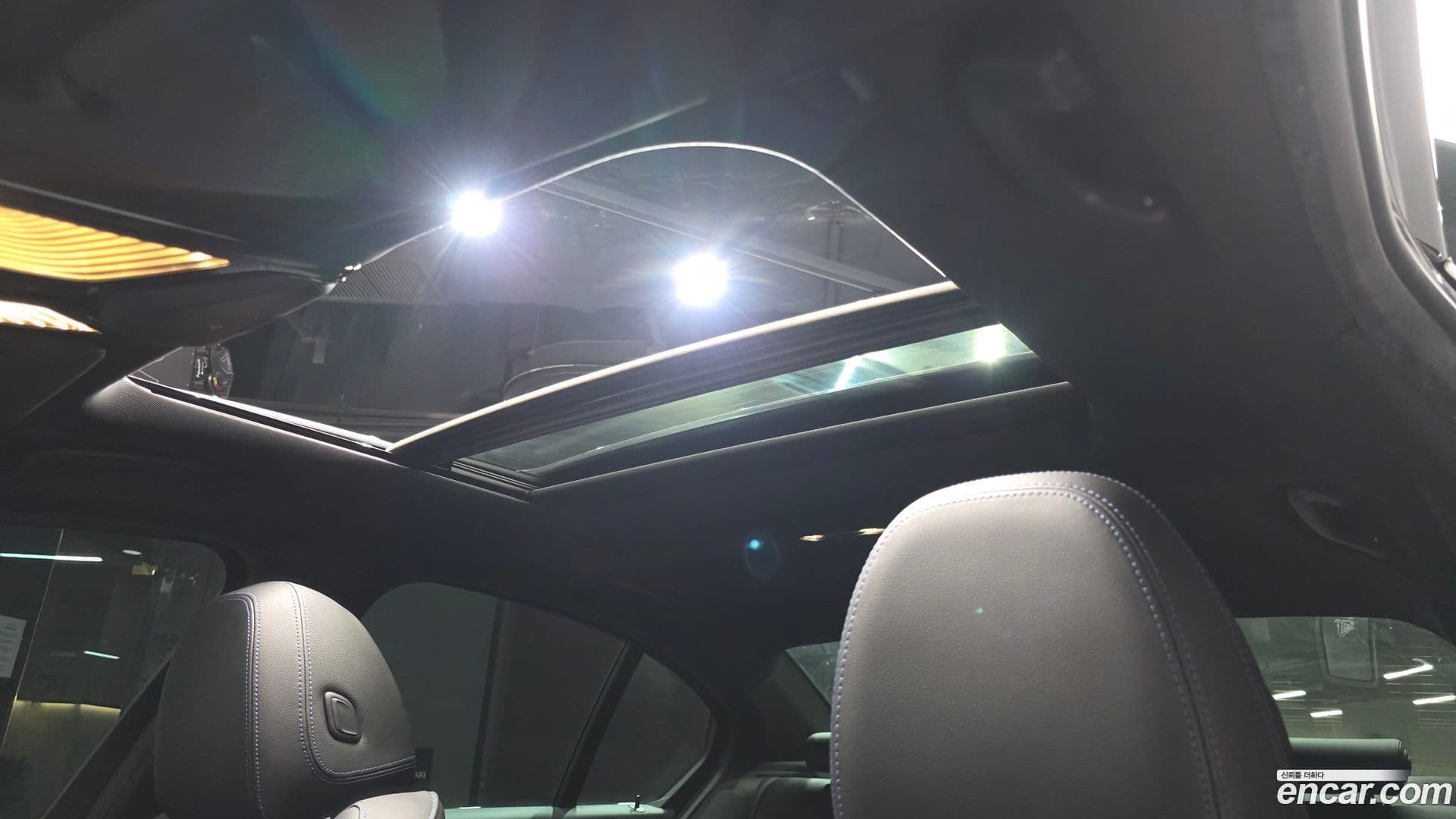 Main__Slider__Photo:3-Series BMW 2021.10-15