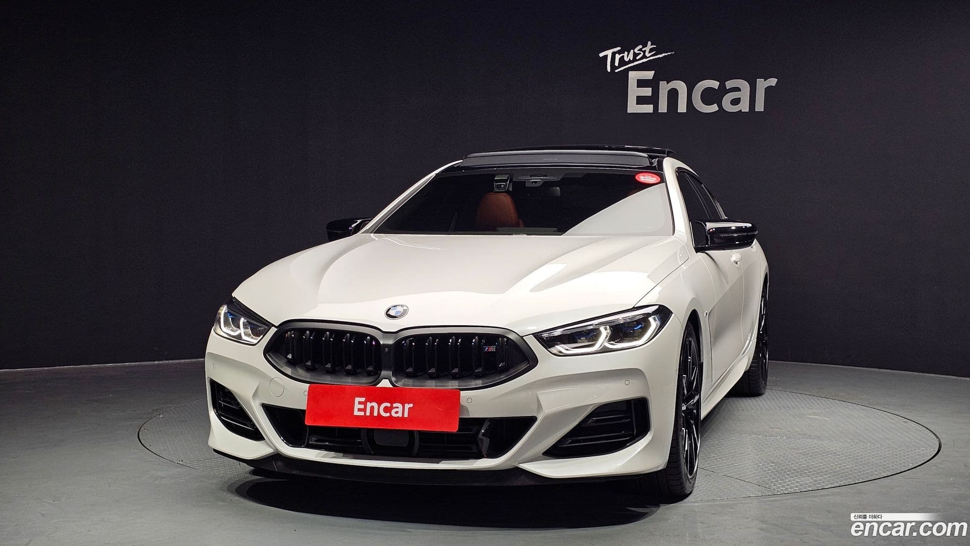 Main__Slider__Photo:8-Series BMW 2025.4-2