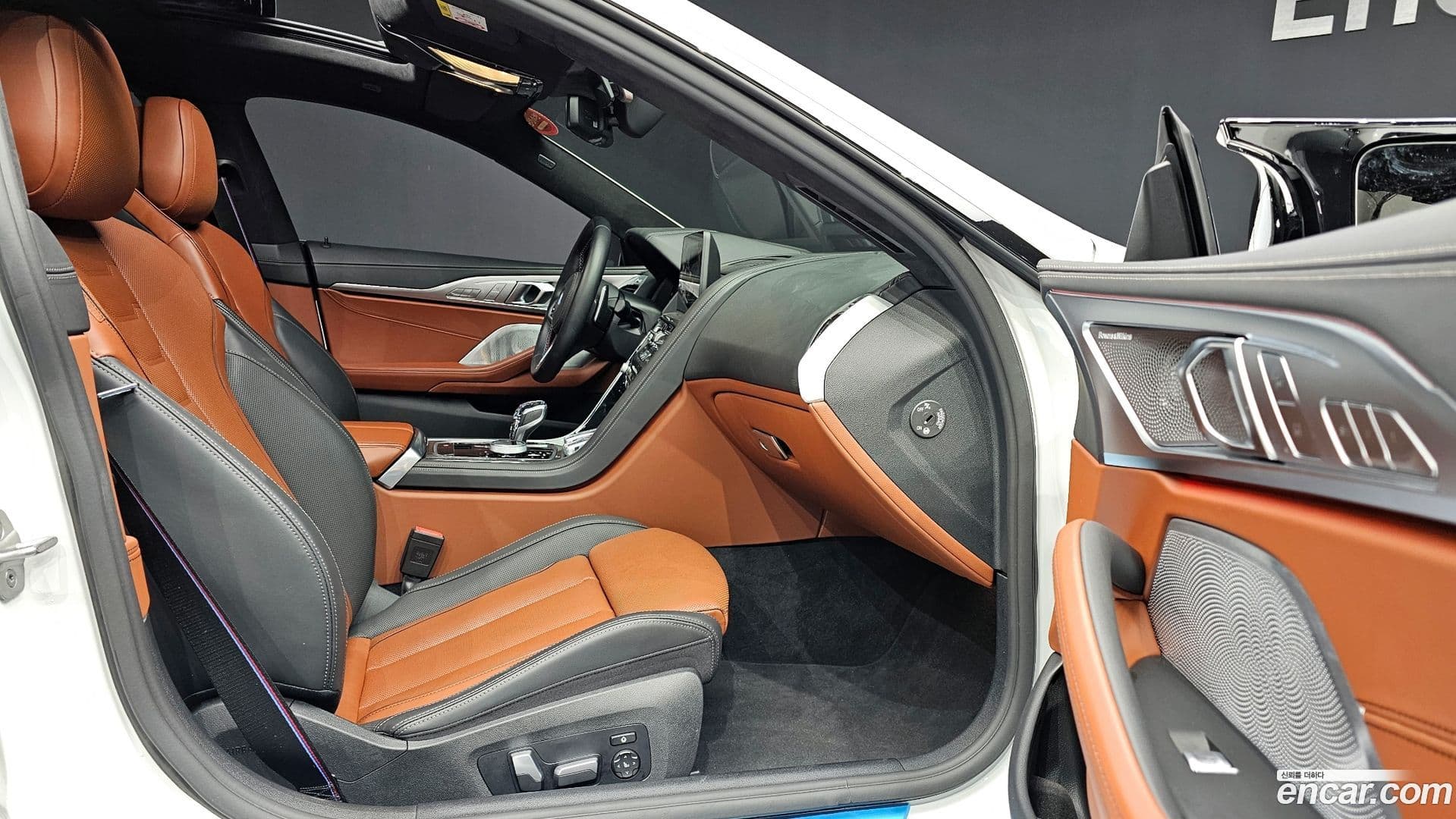 Main__Slider__Photo:8-Series BMW 2025.4-9