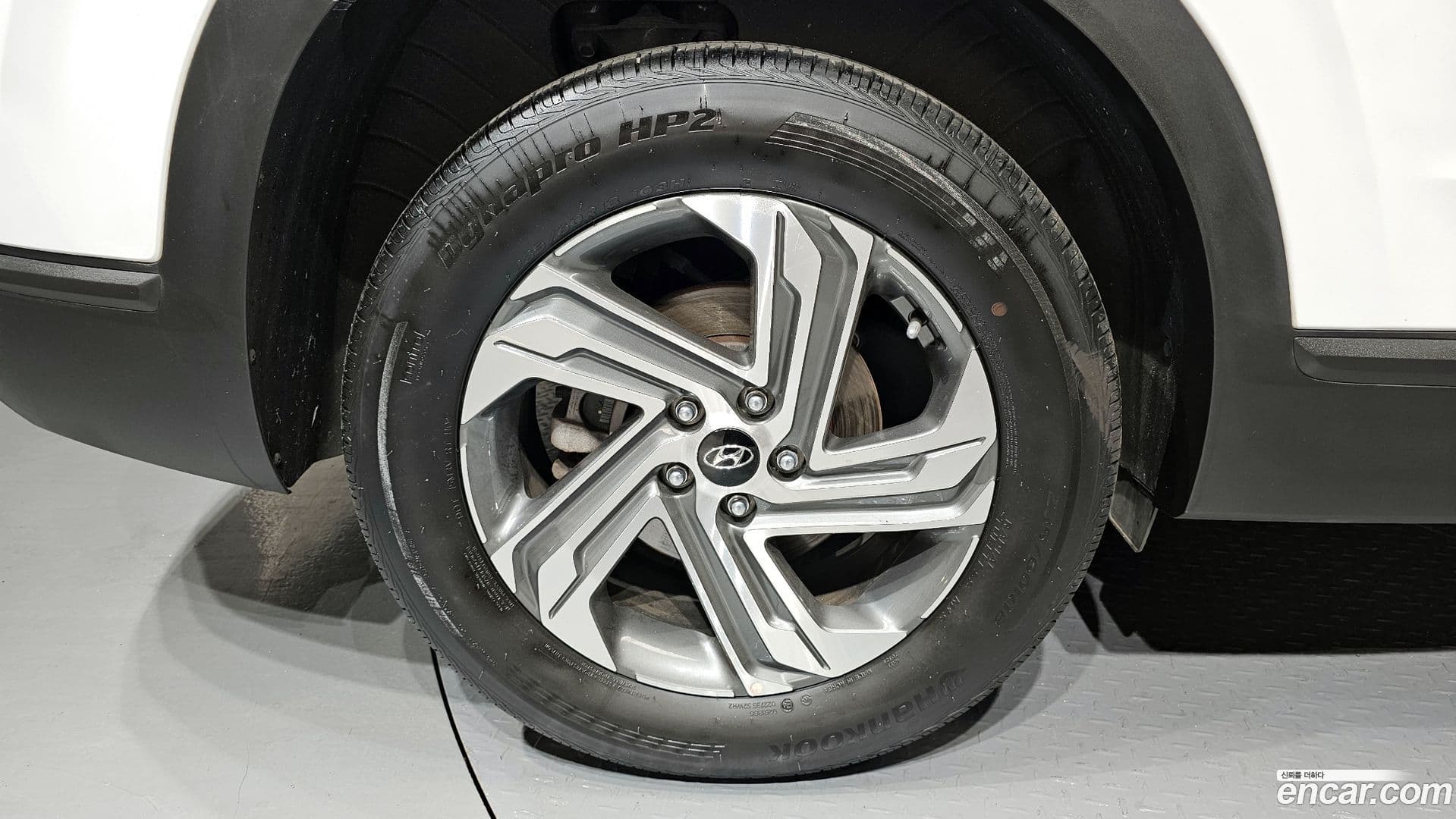 Main__Slider__Photo:Santafe Hyundai 2022.3-4