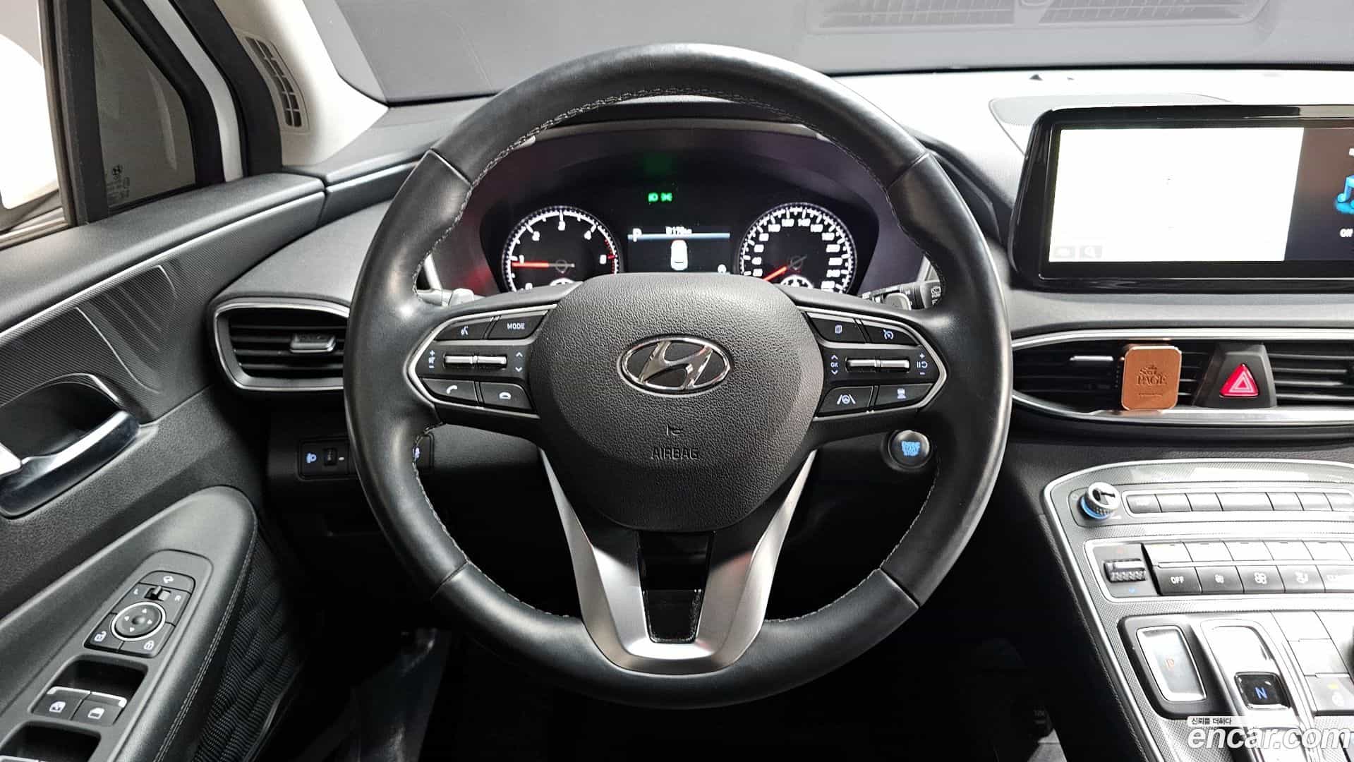 Santafe Hyundai 2022.3-OPTION-017