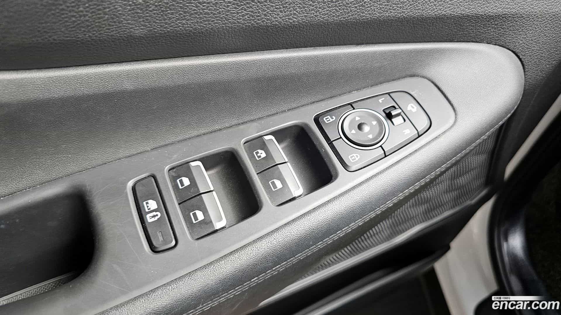 Santafe Hyundai 2022.3-OPTION-018