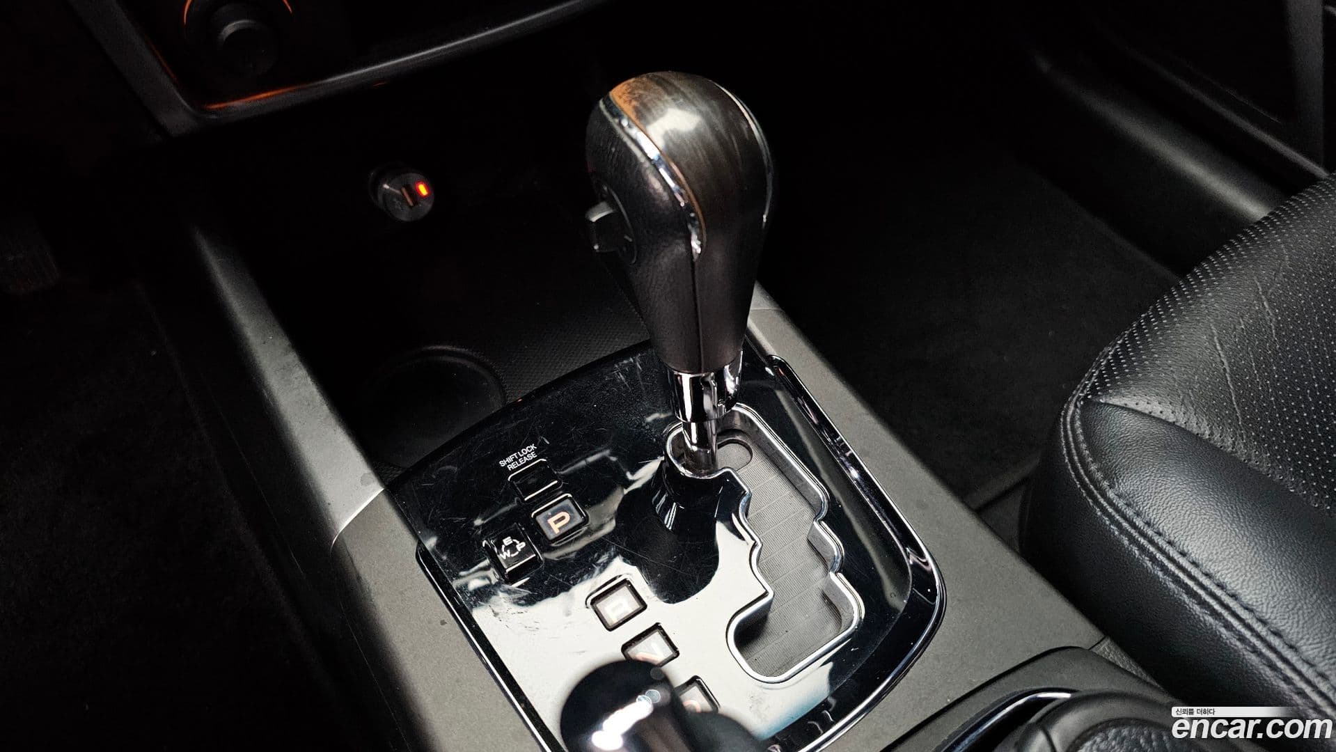 Main__Slider__Photo:KORANDO KG_Mobility_Ssangyong 2015.3-8