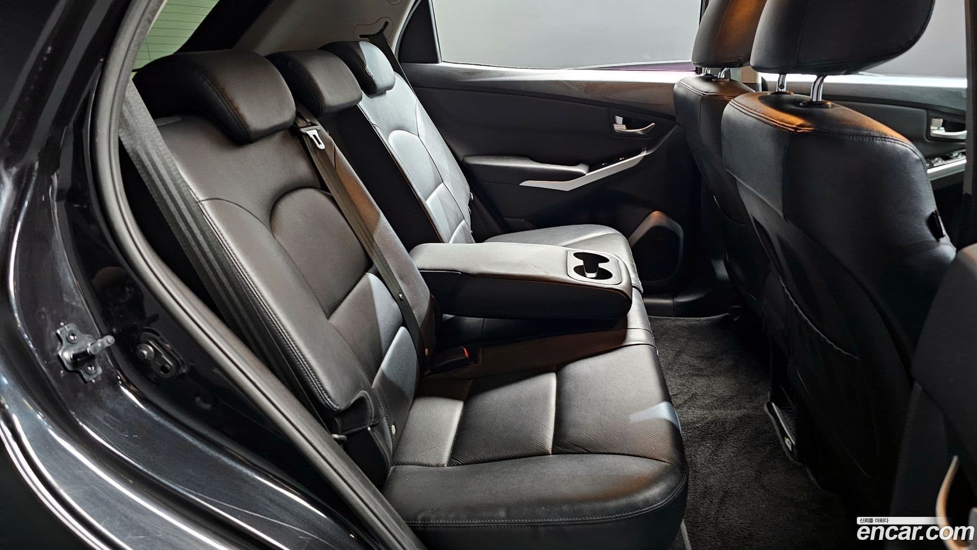 Main__Slider__Photo:KORANDO KG_Mobility_Ssangyong 2015.3-11