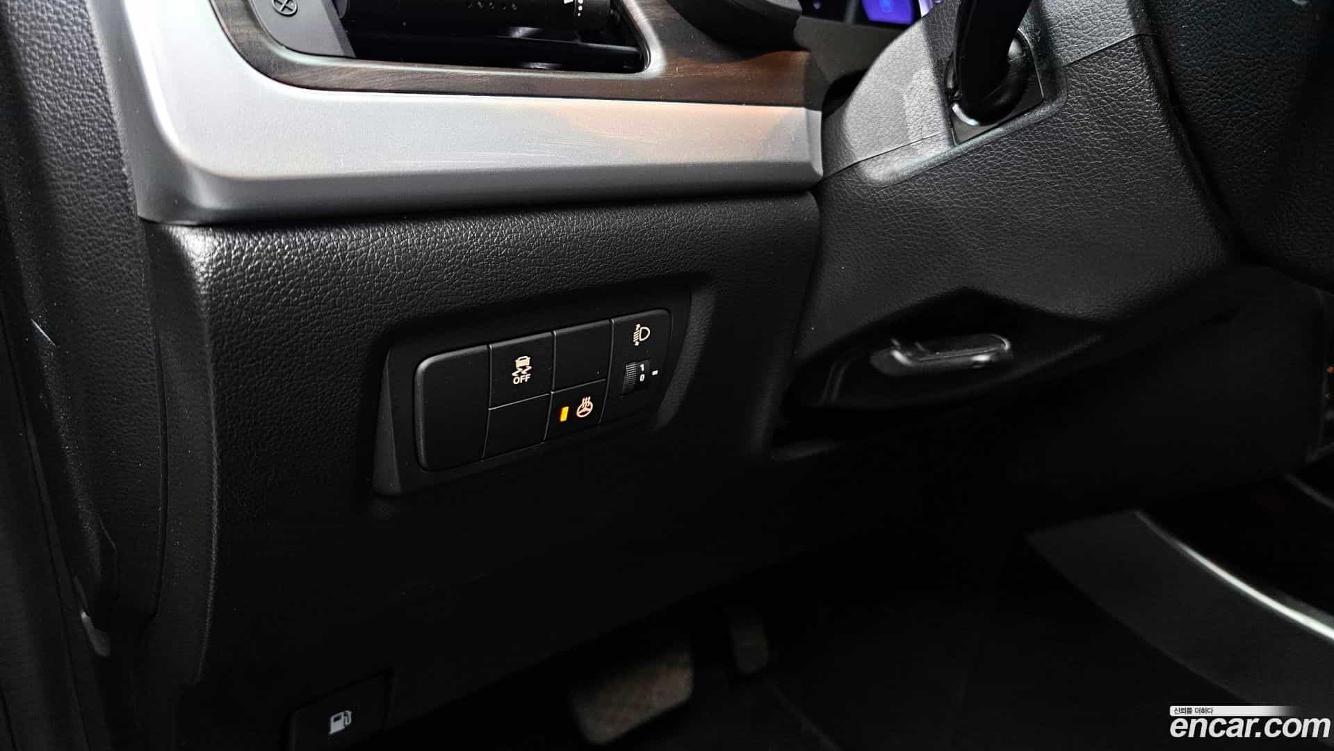 KORANDO KG_Mobility_Ssangyong 2015.3-OPTION-020