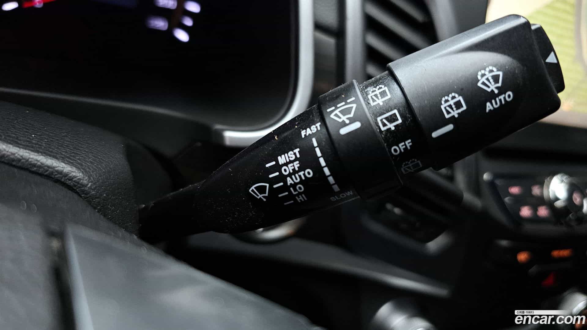 KORANDO KG_Mobility_Ssangyong 2015.3-OPTION-022