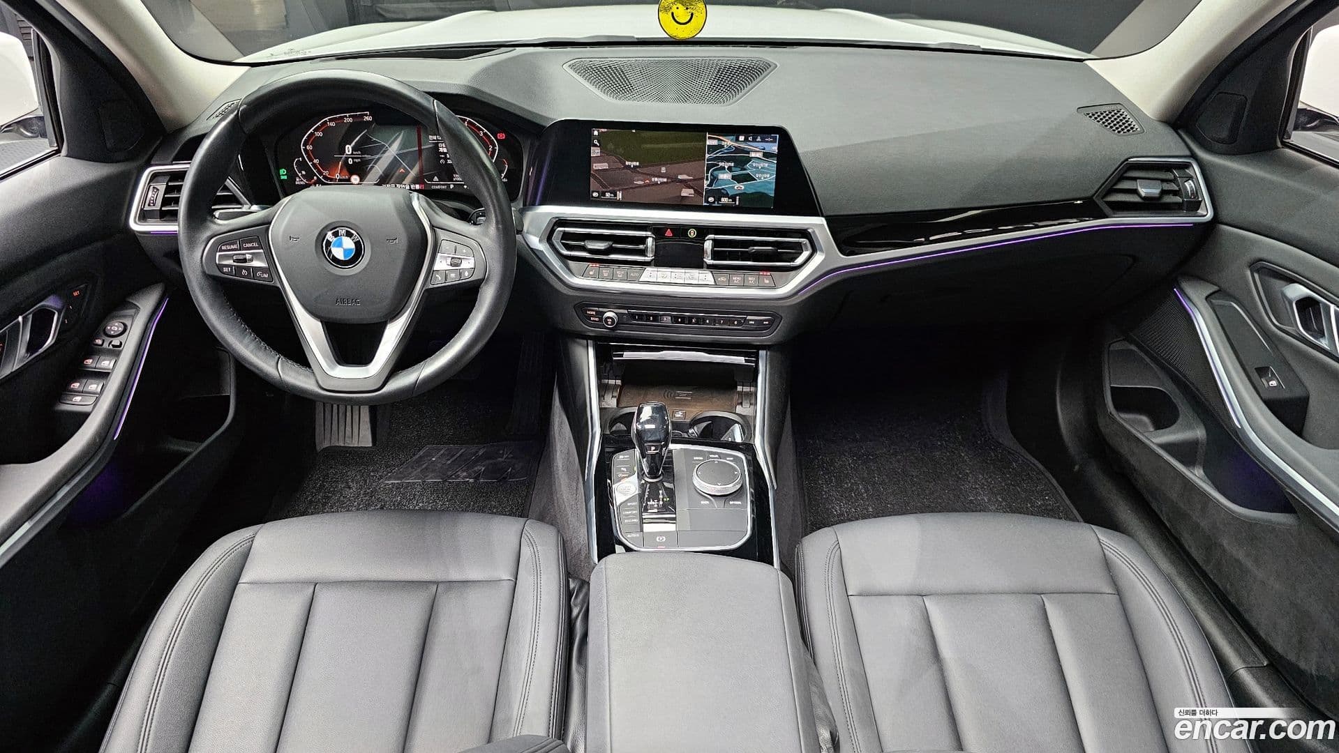 Main__Slider__Photo:3-Series BMW 2019.3-6