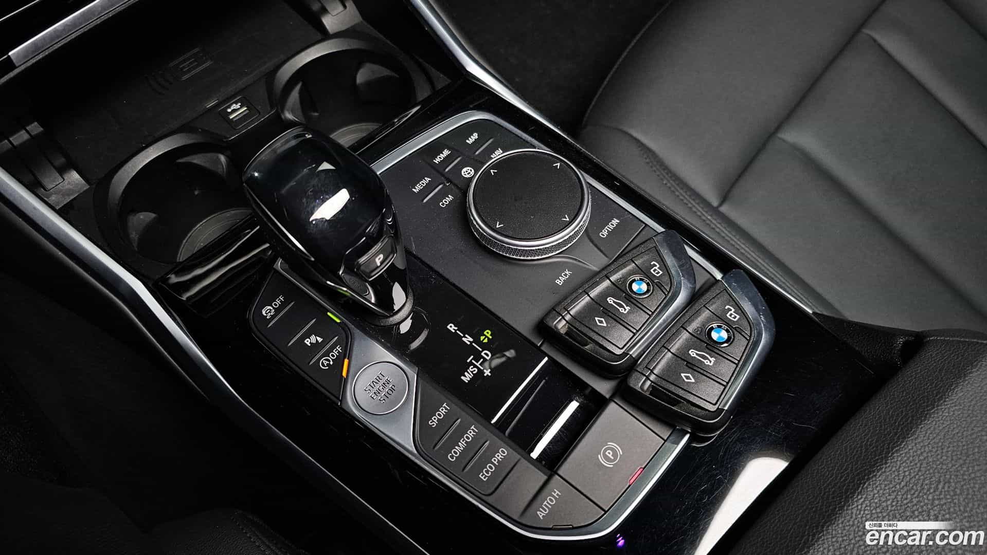 3-Series BMW 2019.3-INNER-009