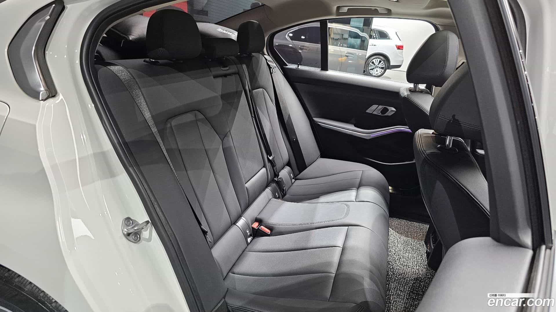 3-Series BMW 2019.3-OPTION-016