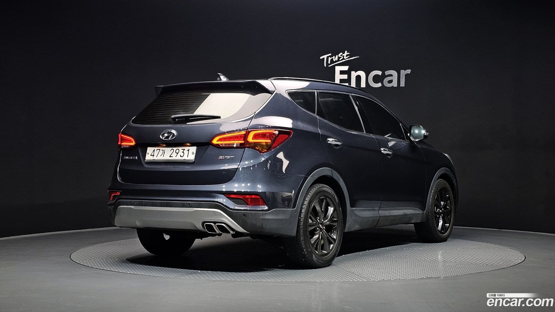 Main__Slider__Photo:Santafe Hyundai 2015.9-1