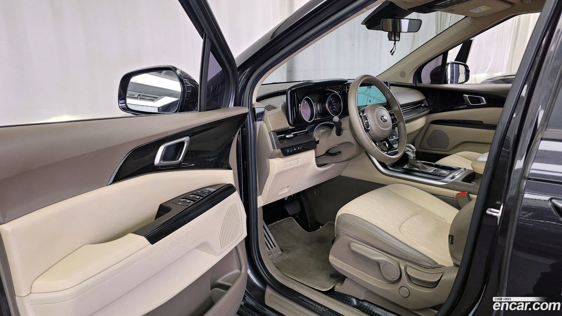 Main__Slider__Photo:Canival Kia 2020.8-9