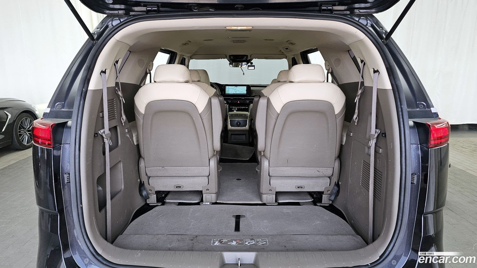 Main__Slider__Photo:Canival Kia 2020.8-19