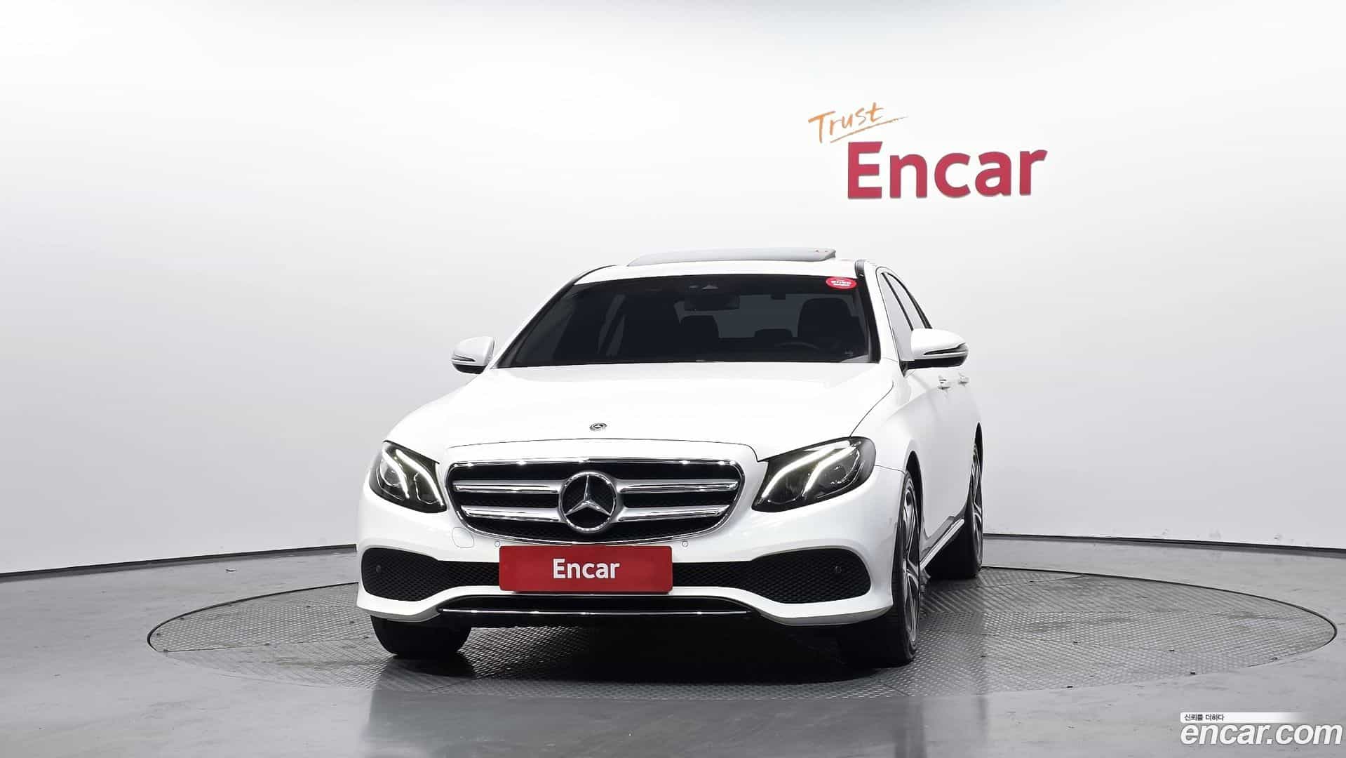 E-Class Mercedes-Benz 2019.5-OUTER-003