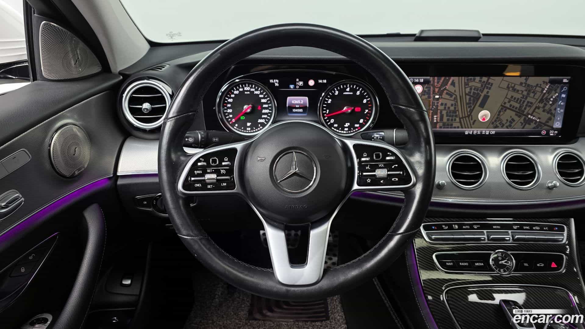 E-Class Mercedes-Benz 2019.5-OPTION-017