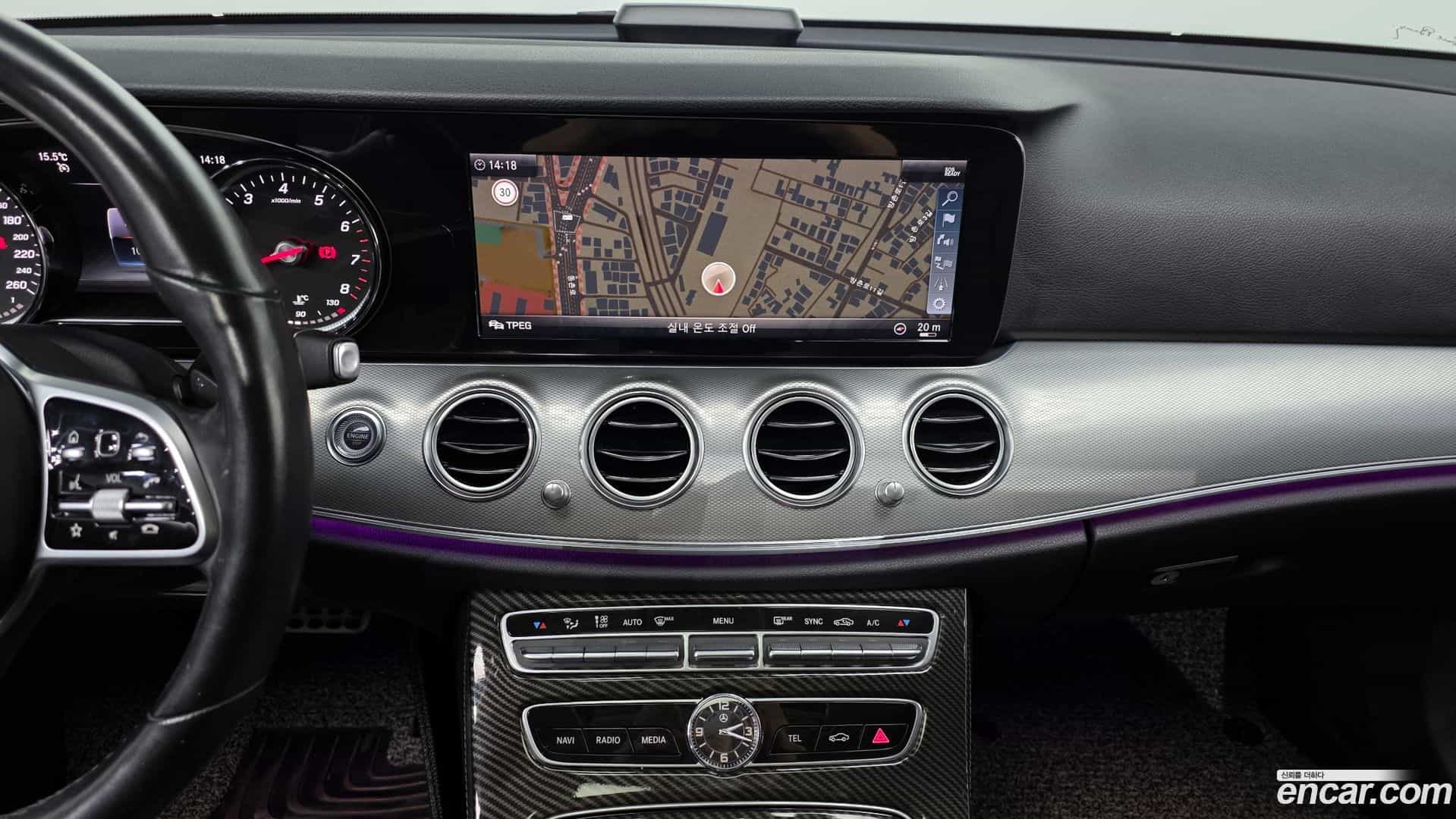 E-Class Mercedes-Benz 2019.5-OPTION-019