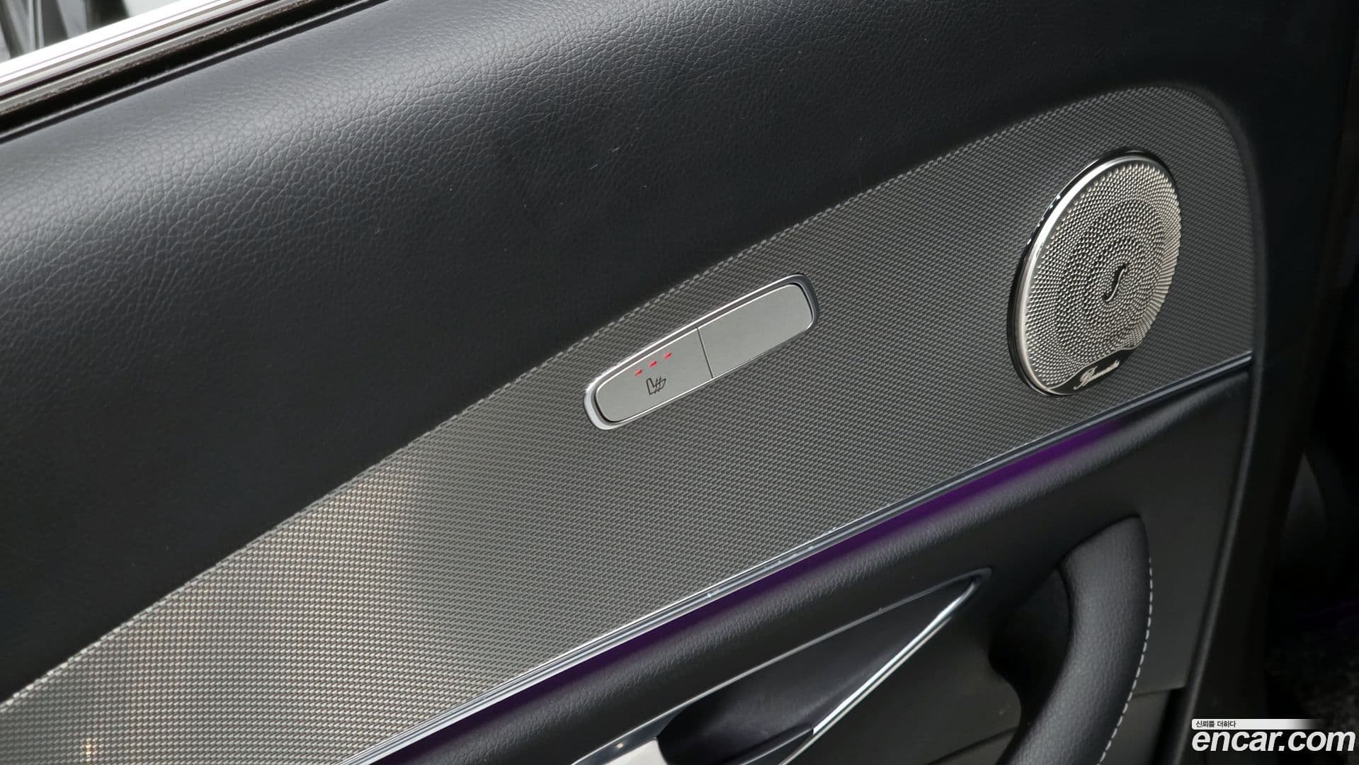 Main__Slider__Photo:E-Class Mercedes-Benz 2019.5-17