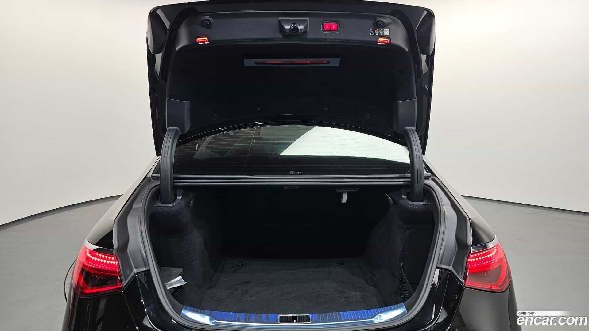 S-Class Mercedes-Benz 2022.2-OPTION-024