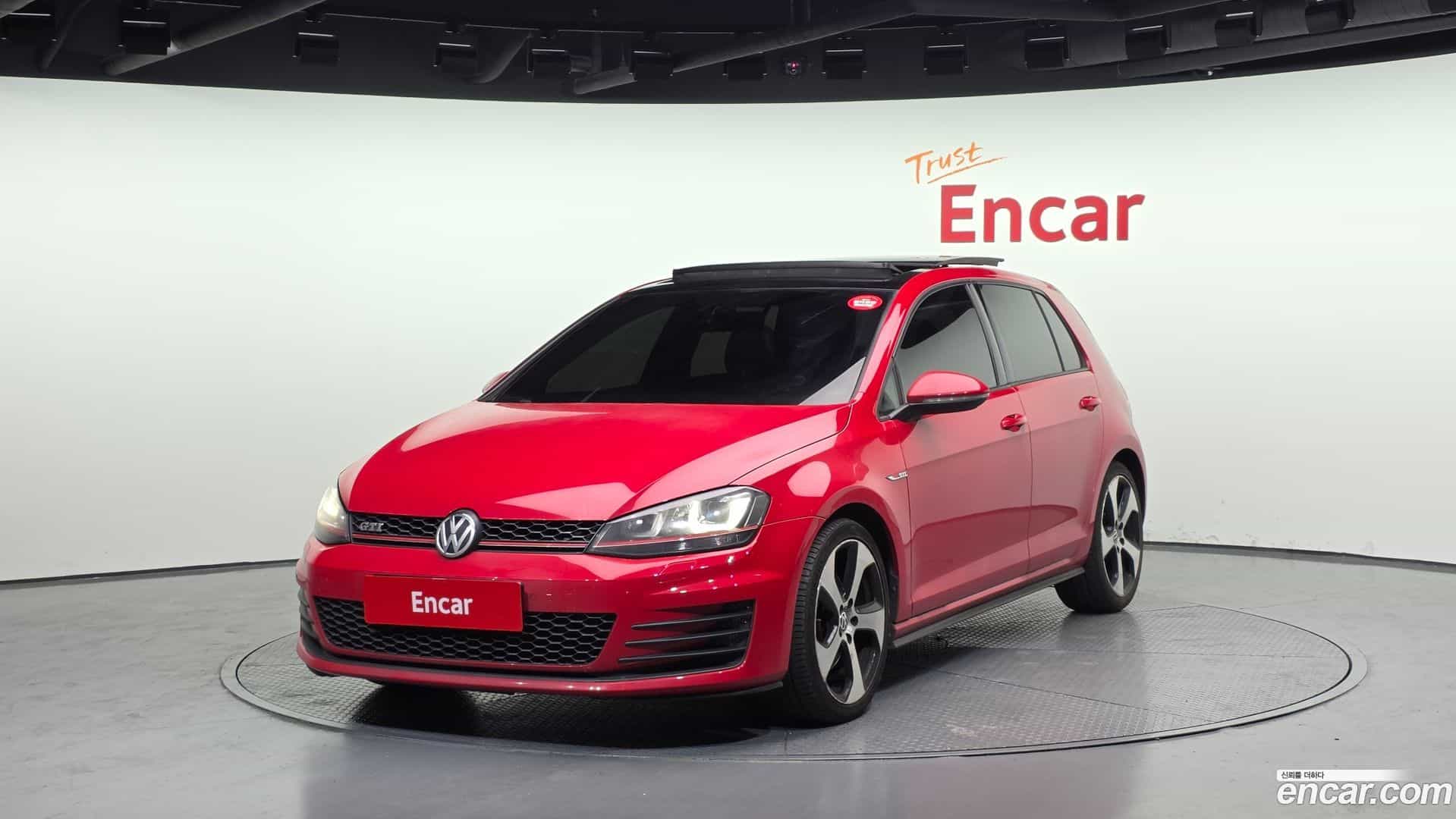 Golf Volkswagen 2016.5-OUTER-001