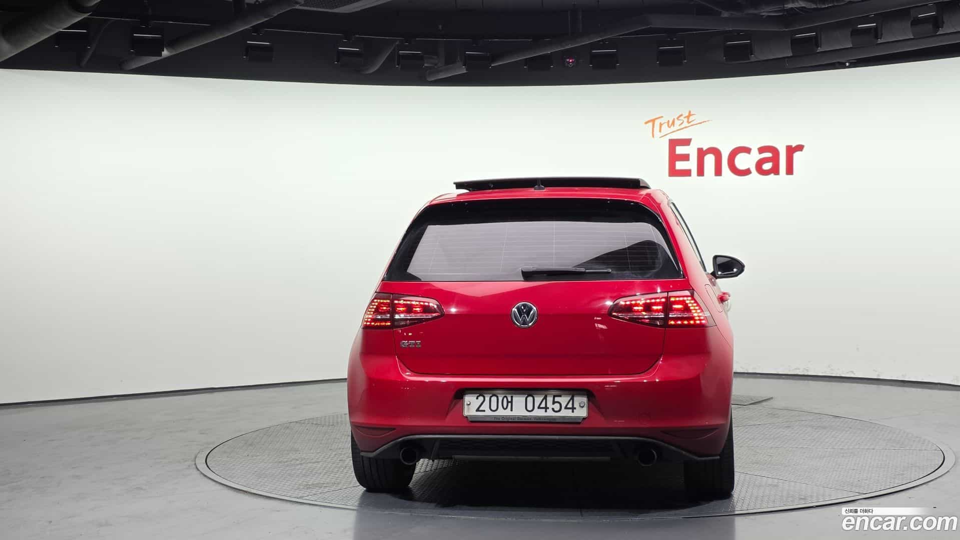 Golf Volkswagen 2016.5-OUTER-004