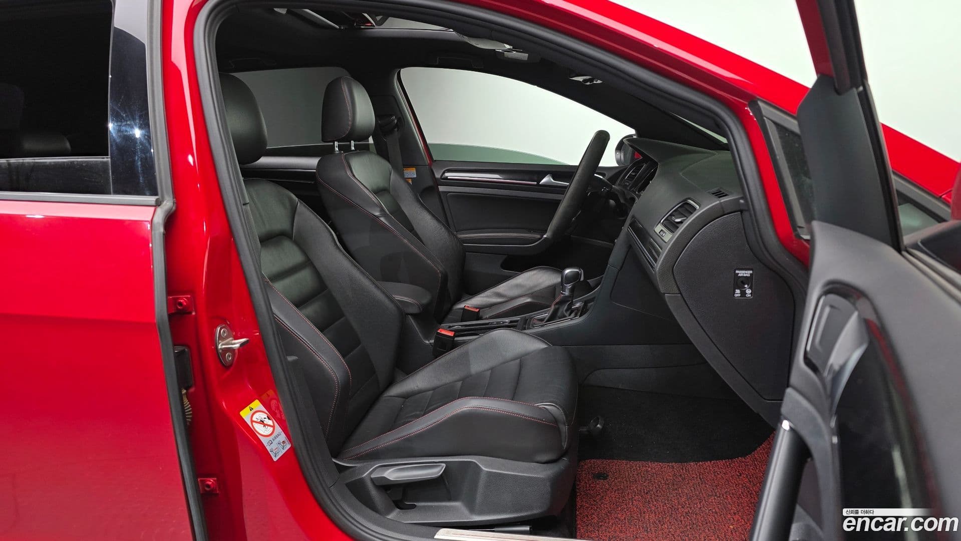 Main__Slider__Photo:Golf Volkswagen 2016.5-10