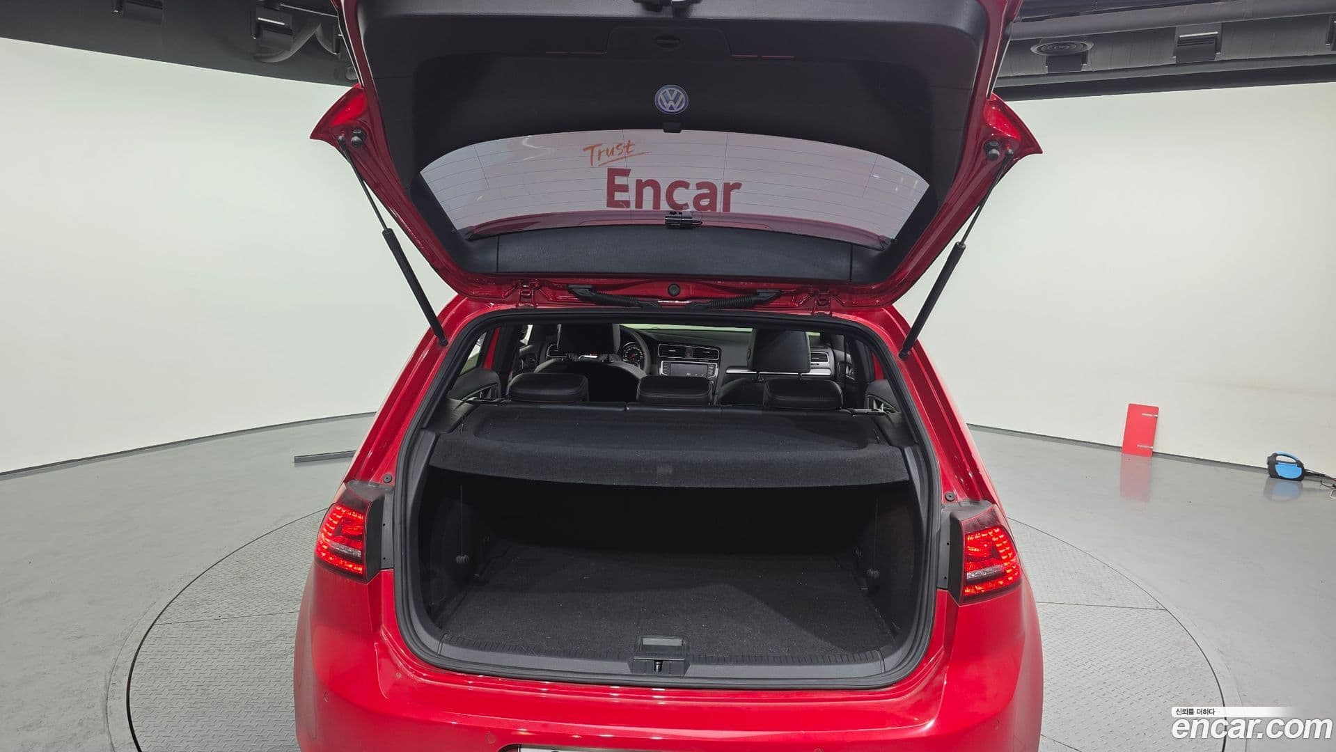 Main__Slider__Photo:Golf Volkswagen 2016.5-19