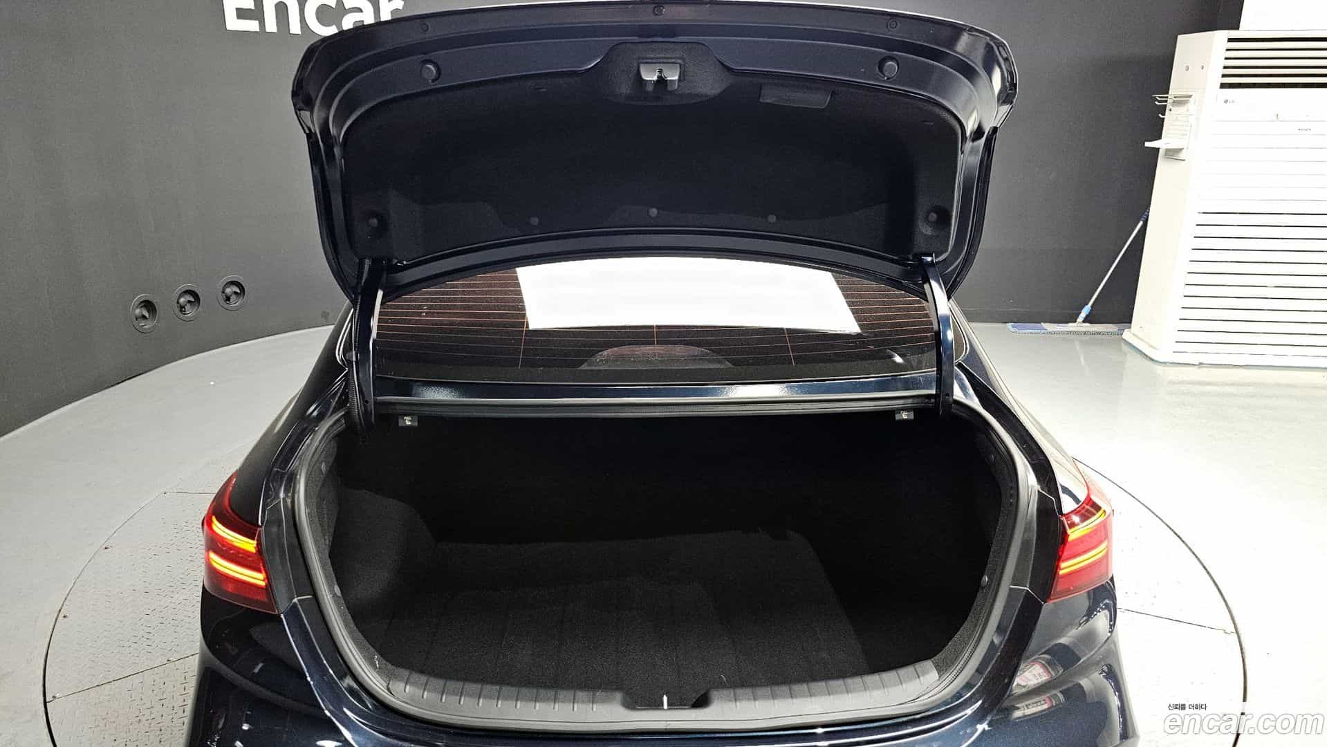 K3 Kia 2023.9-OPTION-024